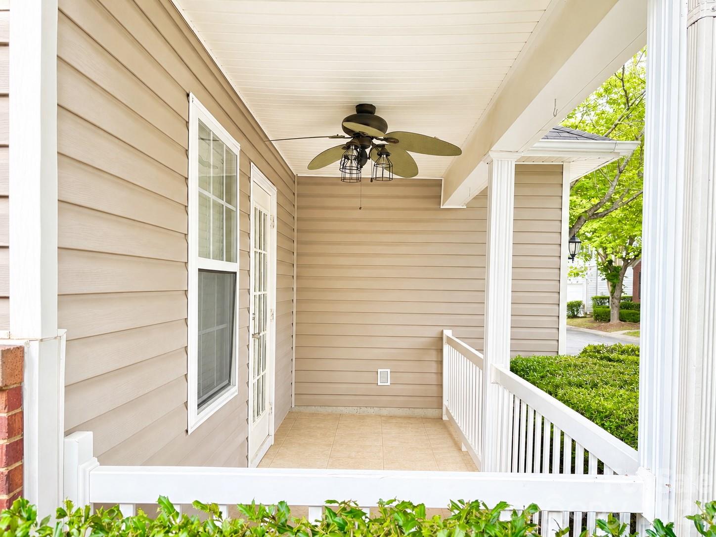 8946 Meadowmont View Drive — Charlotte