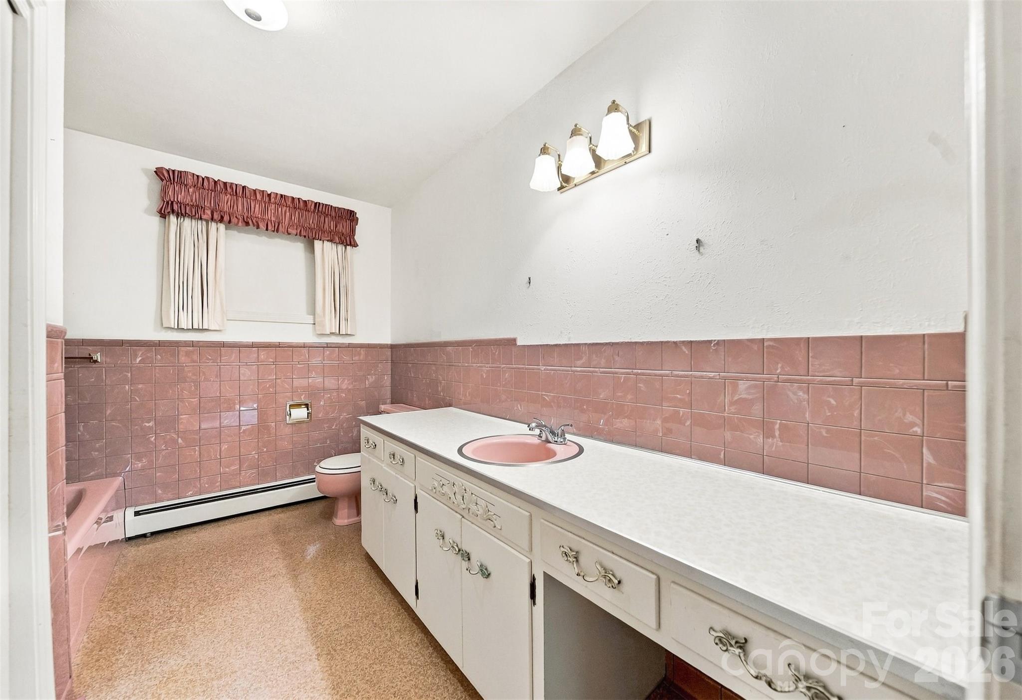 434 Mountain View Drive — Morganton