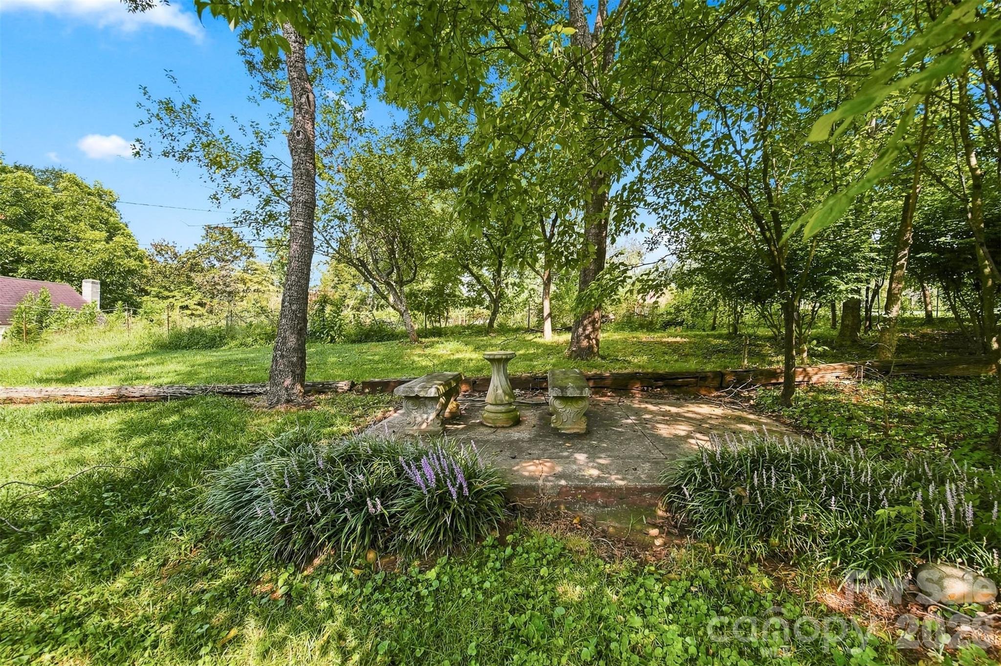 434 Mountain View Drive — Morganton