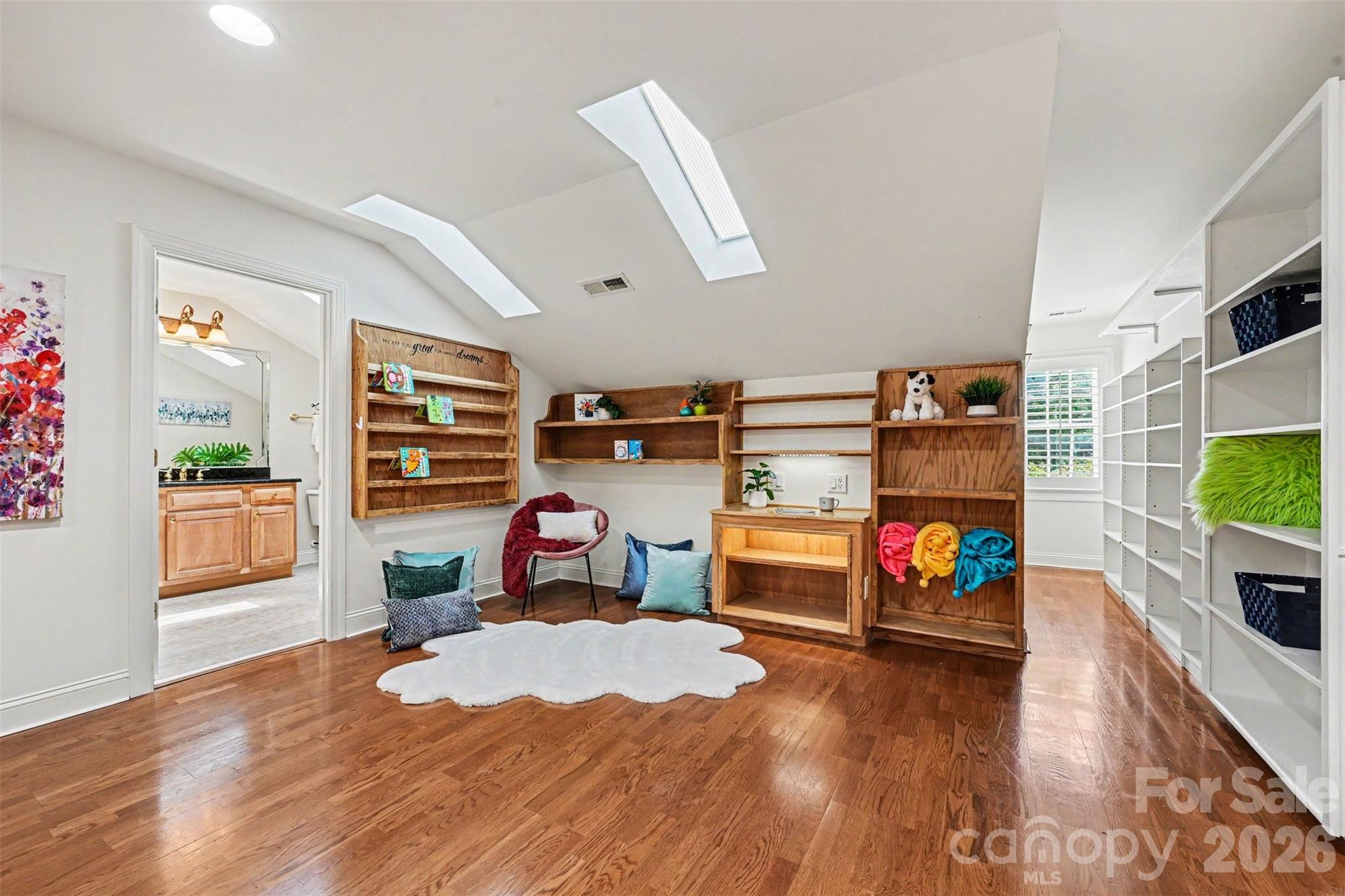 7526 Bluestar Lane — Charlotte