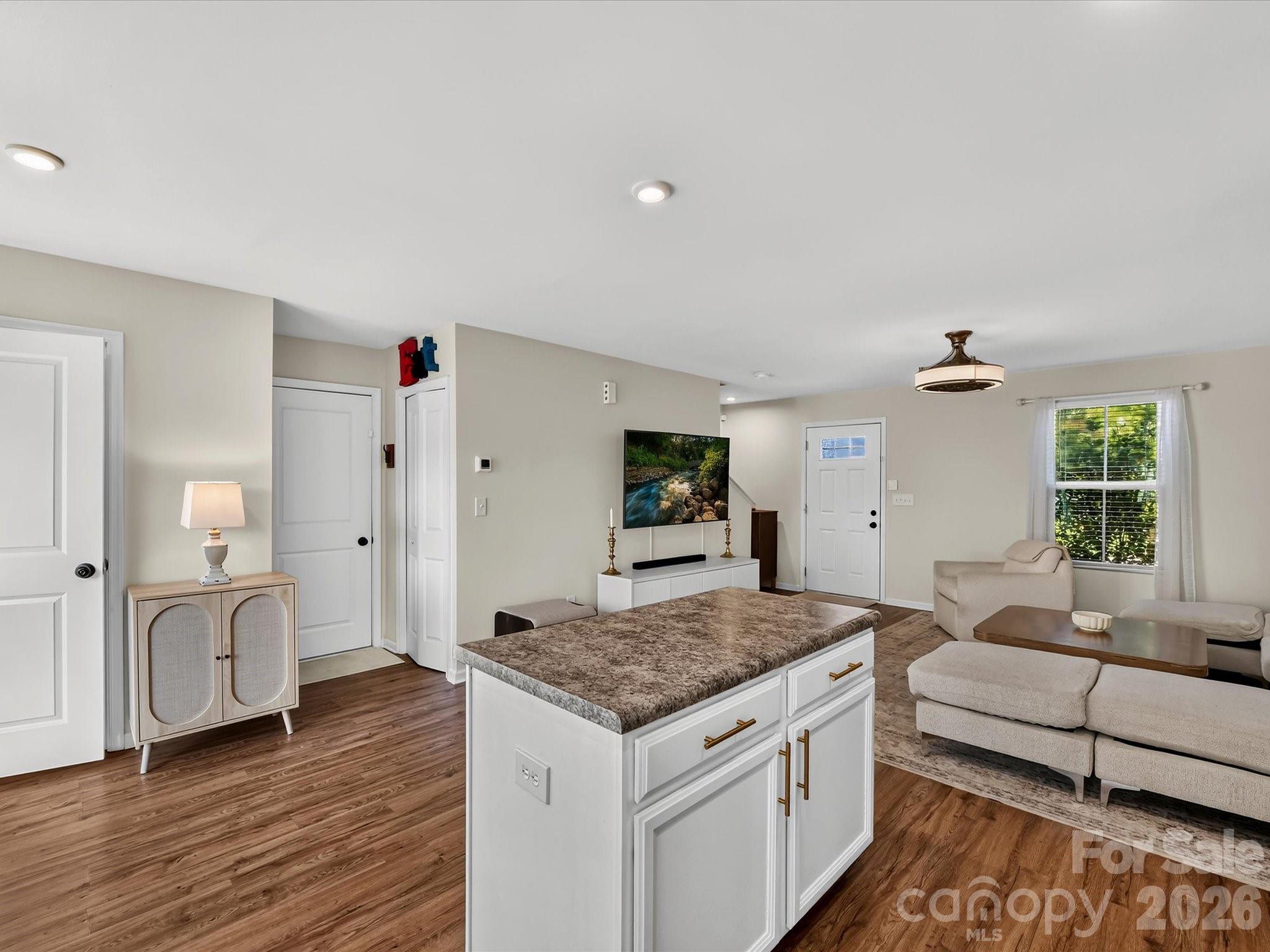 6911 Marissa Lane — Charlotte