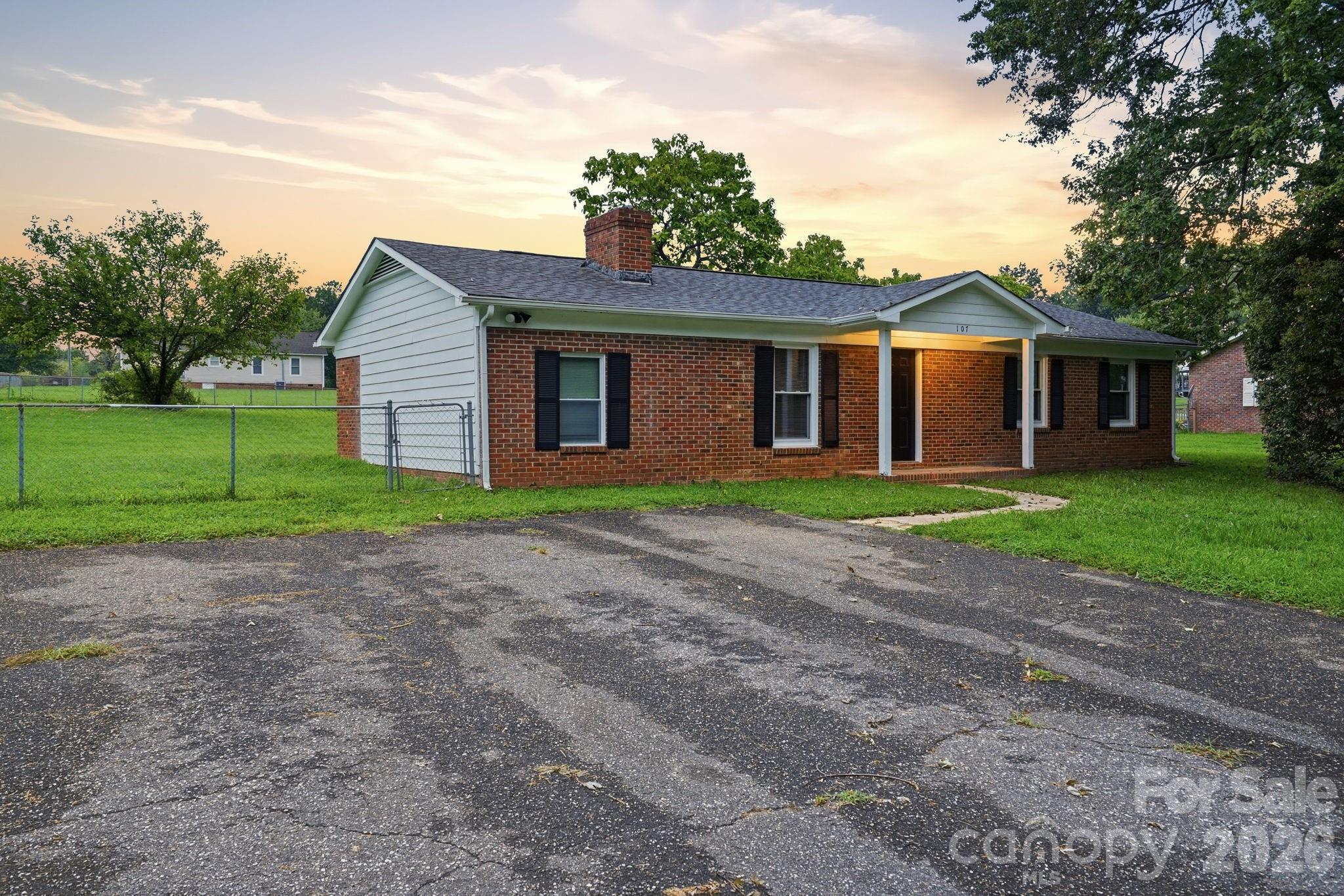 107 Bain Road — Kings Mountain