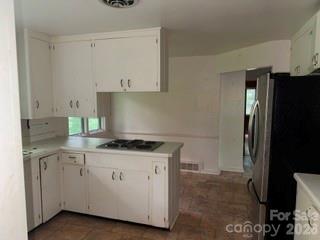 103 Brookwood Drive — Tryon