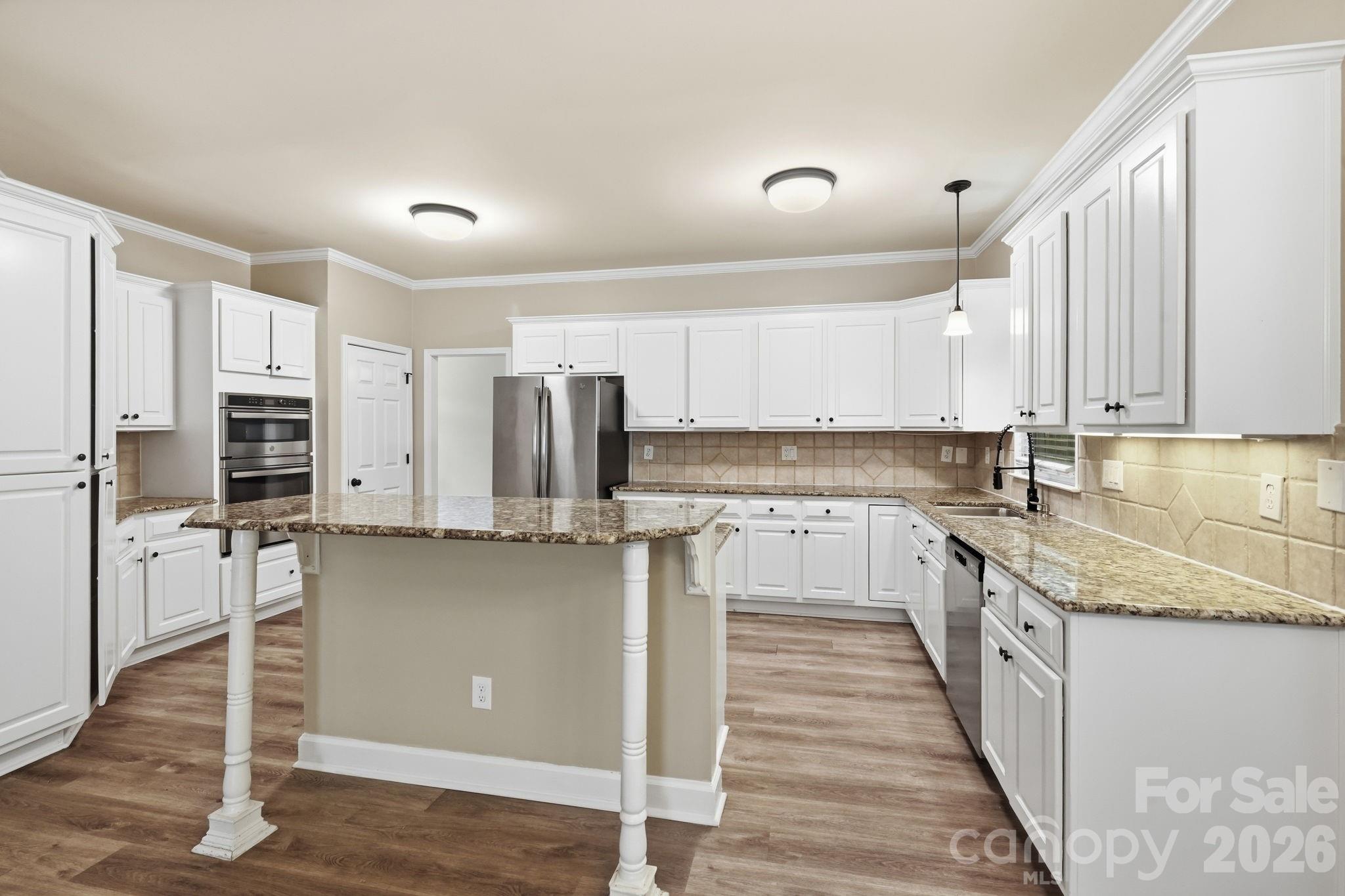 1321 Hillshire Meadow Drive — Matthews