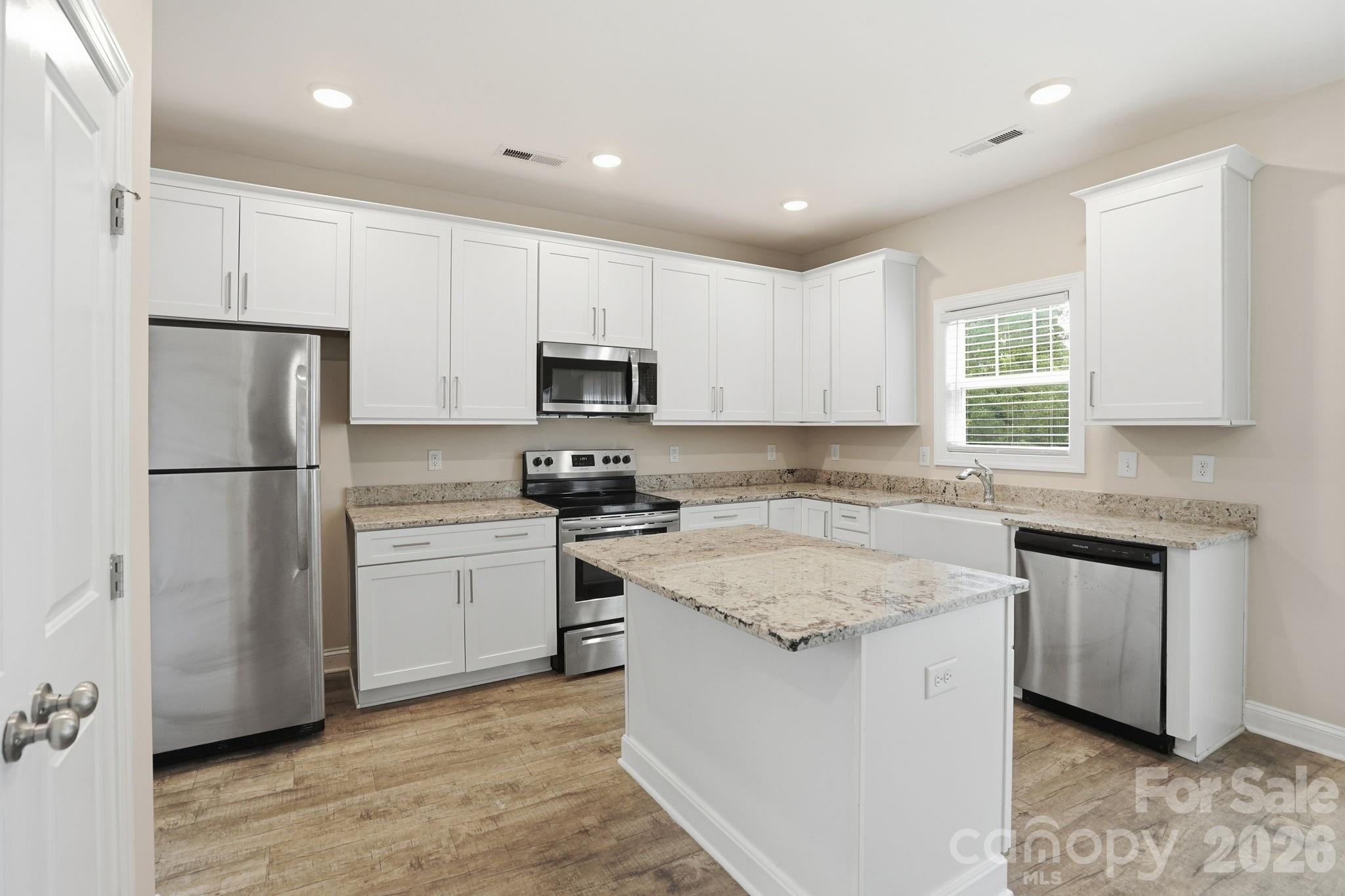 235 Brook Avenue SE — Concord