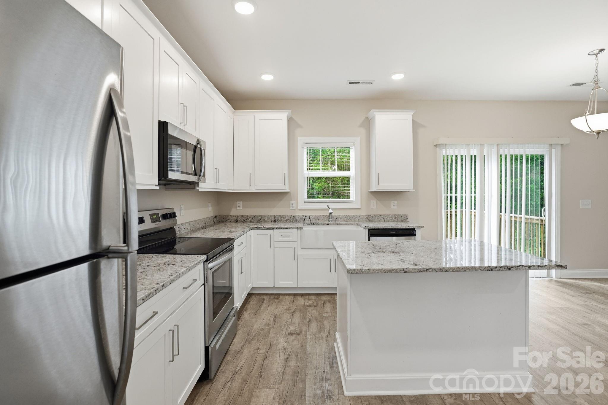 235 Brook Avenue SE — Concord