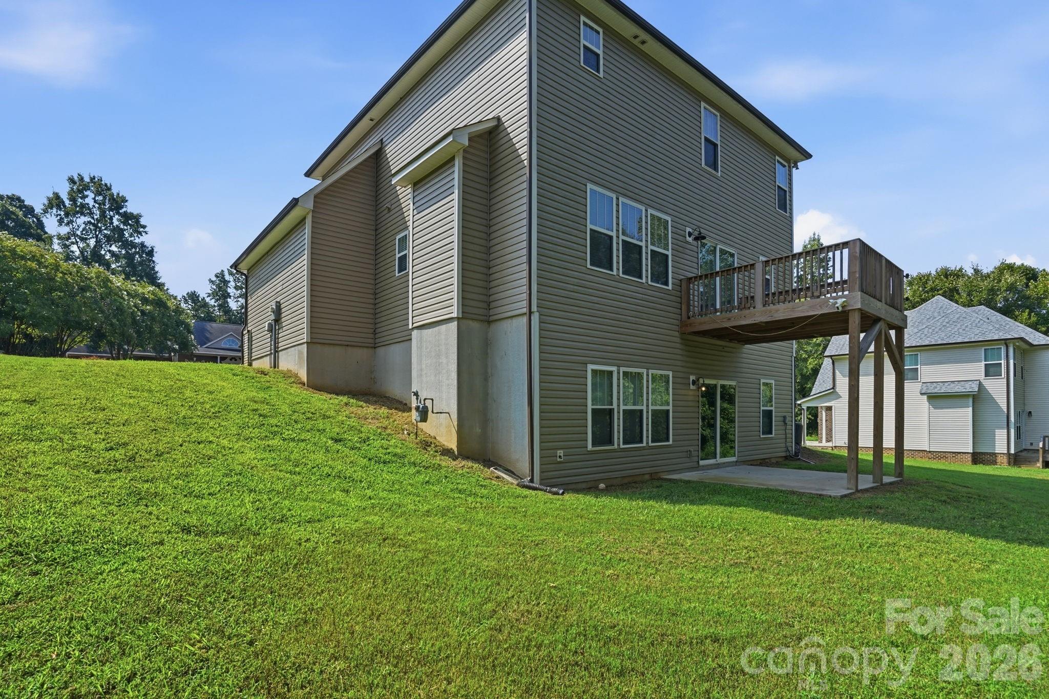 235 Brook Avenue SE — Concord