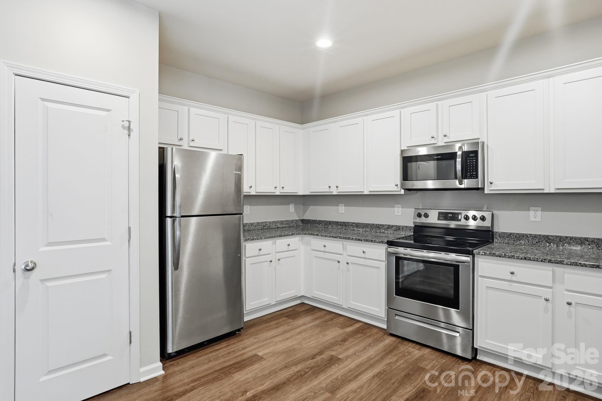 8175 Long Island Road — Catawba