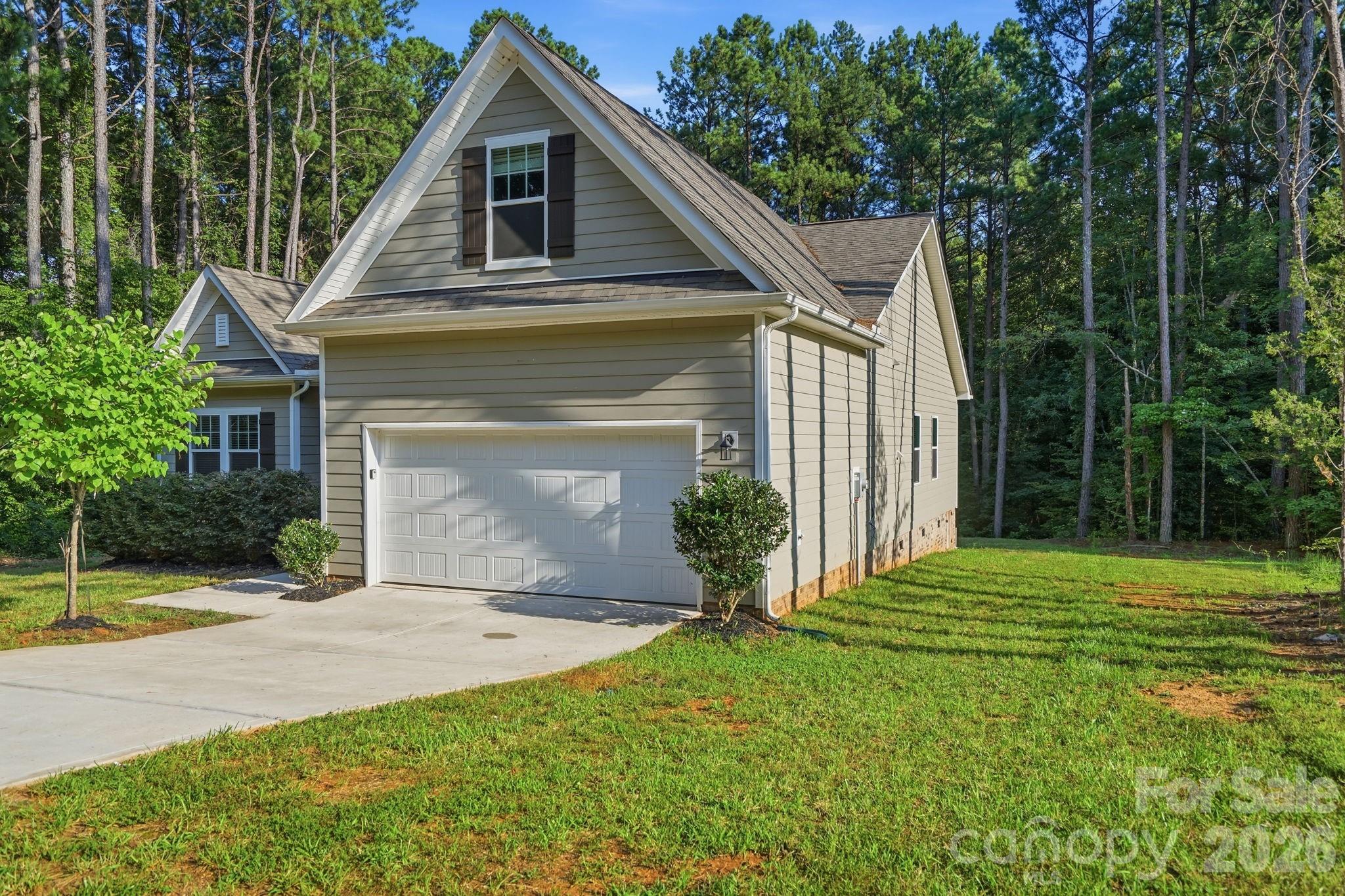 8175 Long Island Road — Catawba