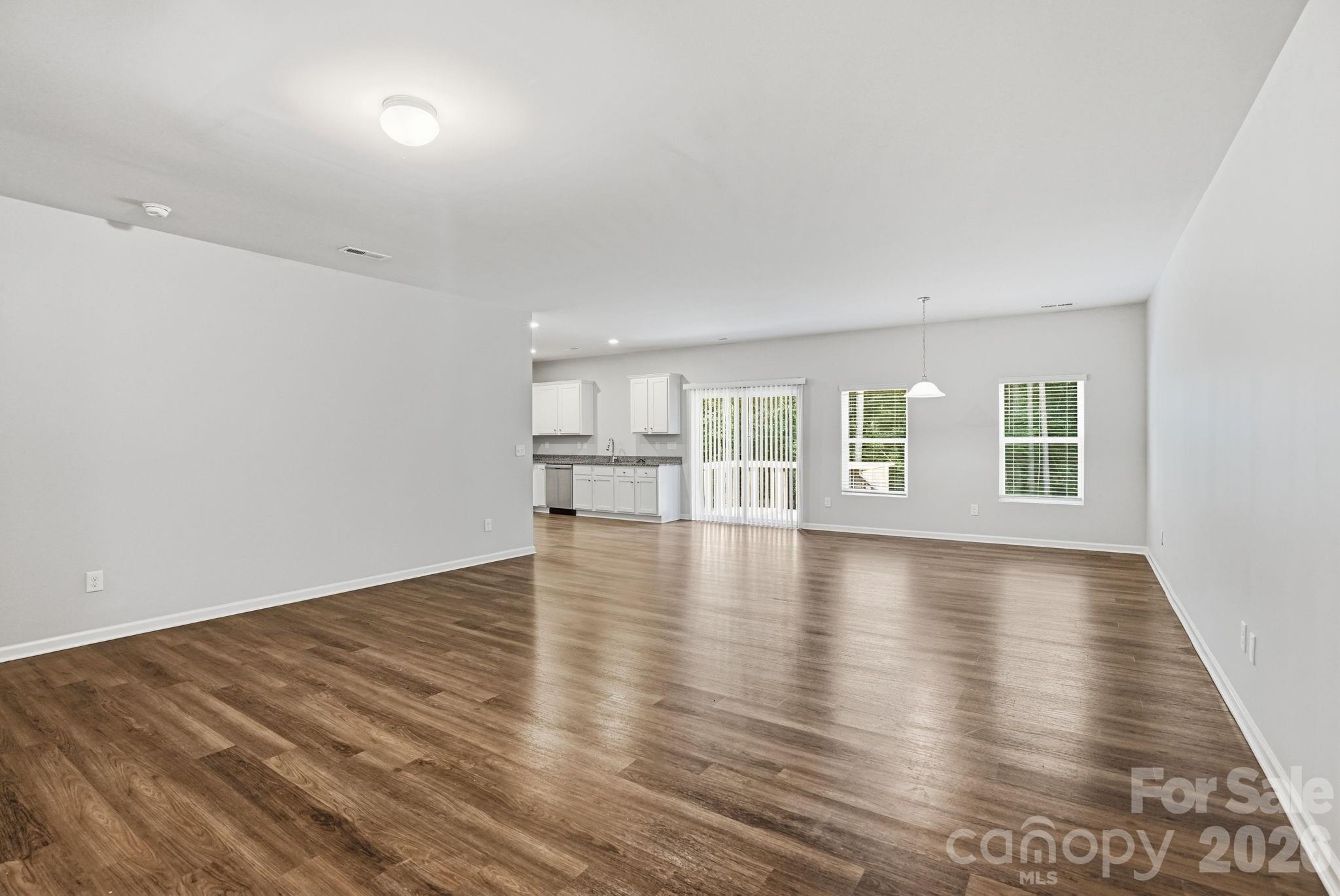 8175 Long Island Road — Catawba