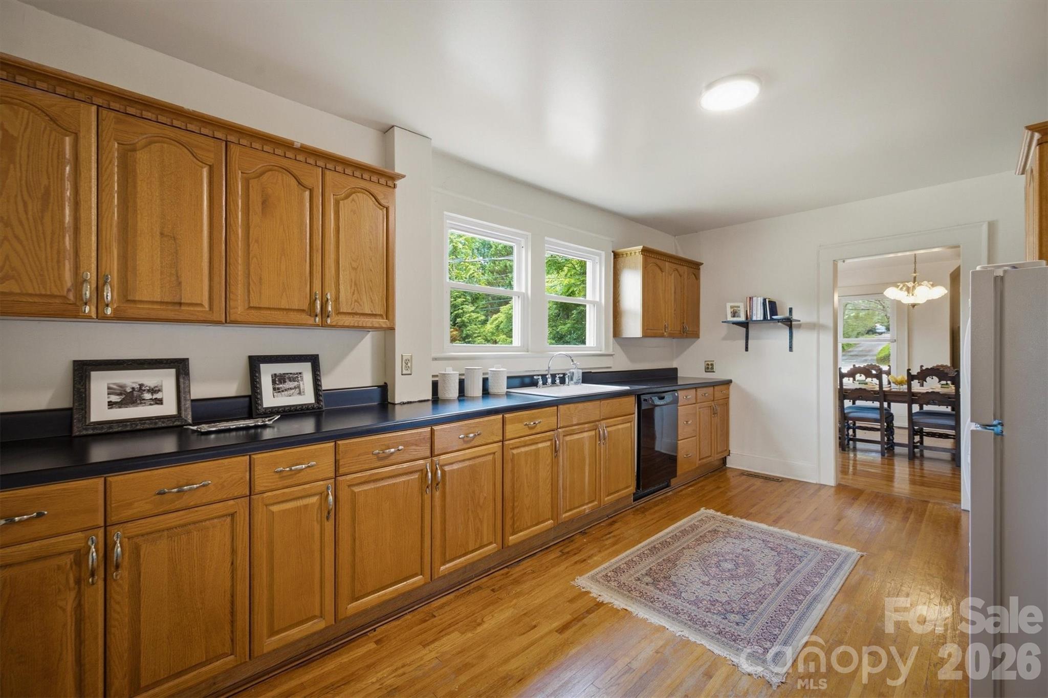 1205 E Union Street — Morganton