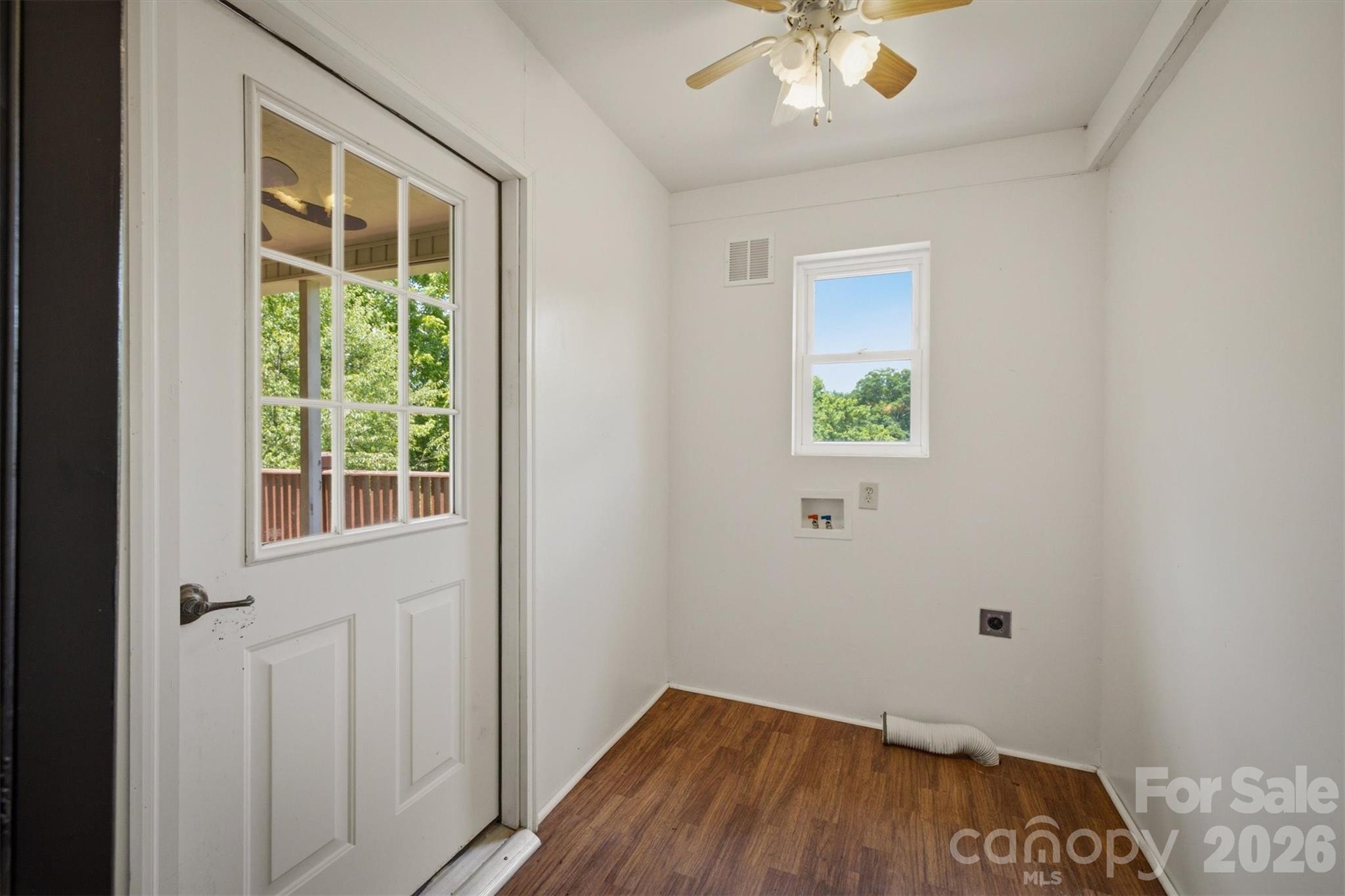 1205 E Union Street — Morganton