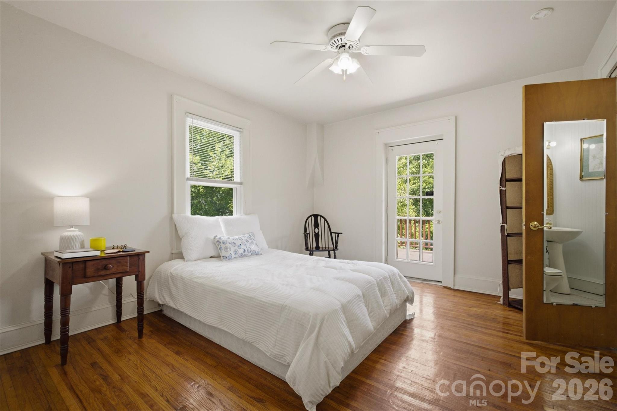 1205 E Union Street — Morganton