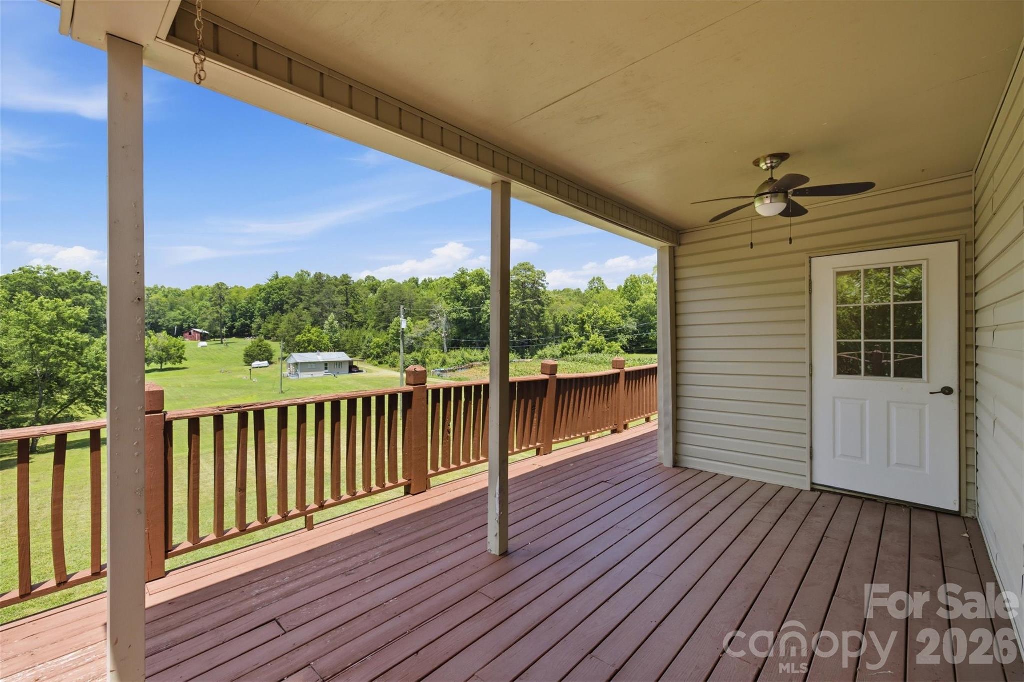 1205 E Union Street — Morganton