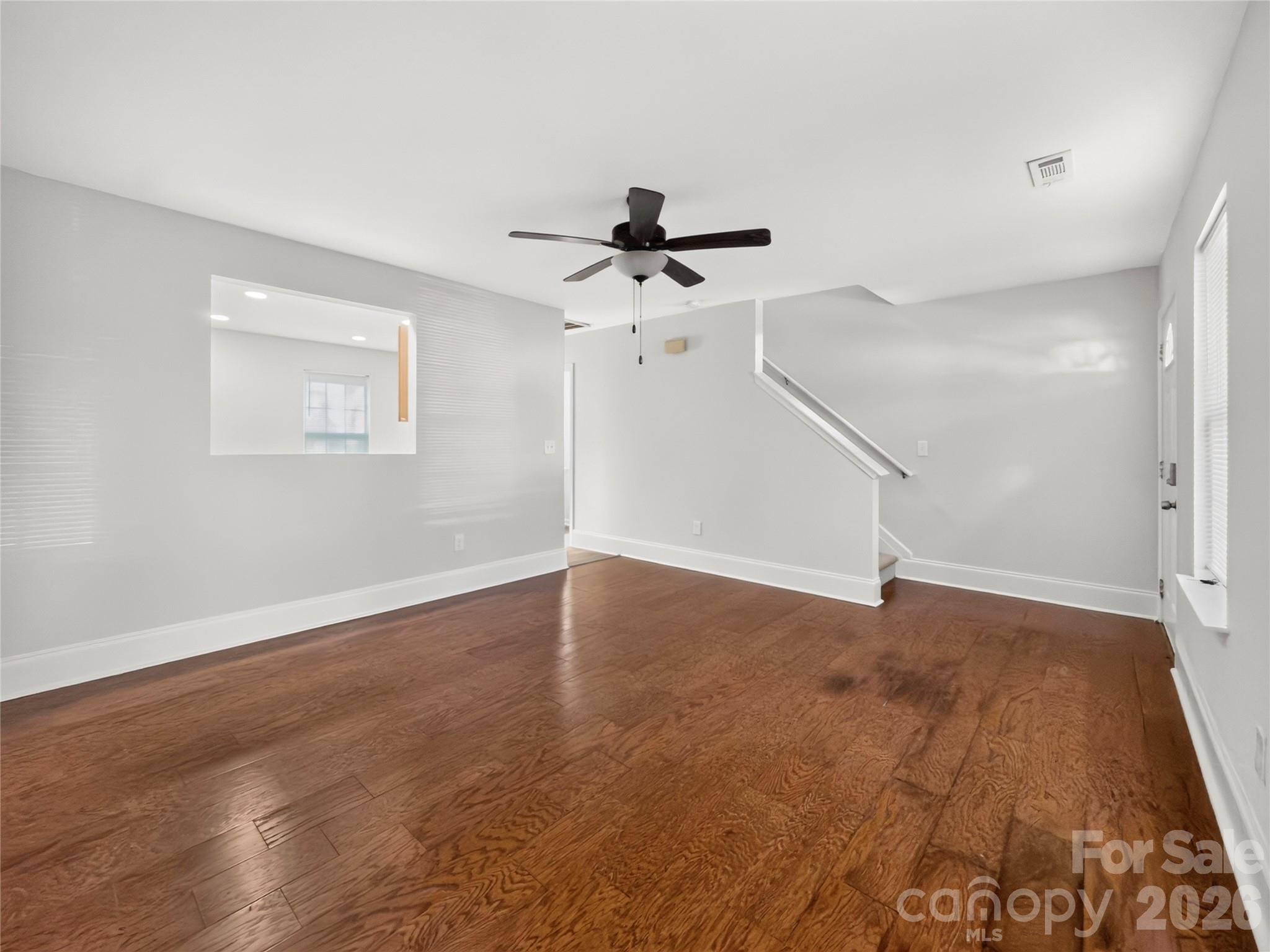 2216 Emmons Lane — Charlotte