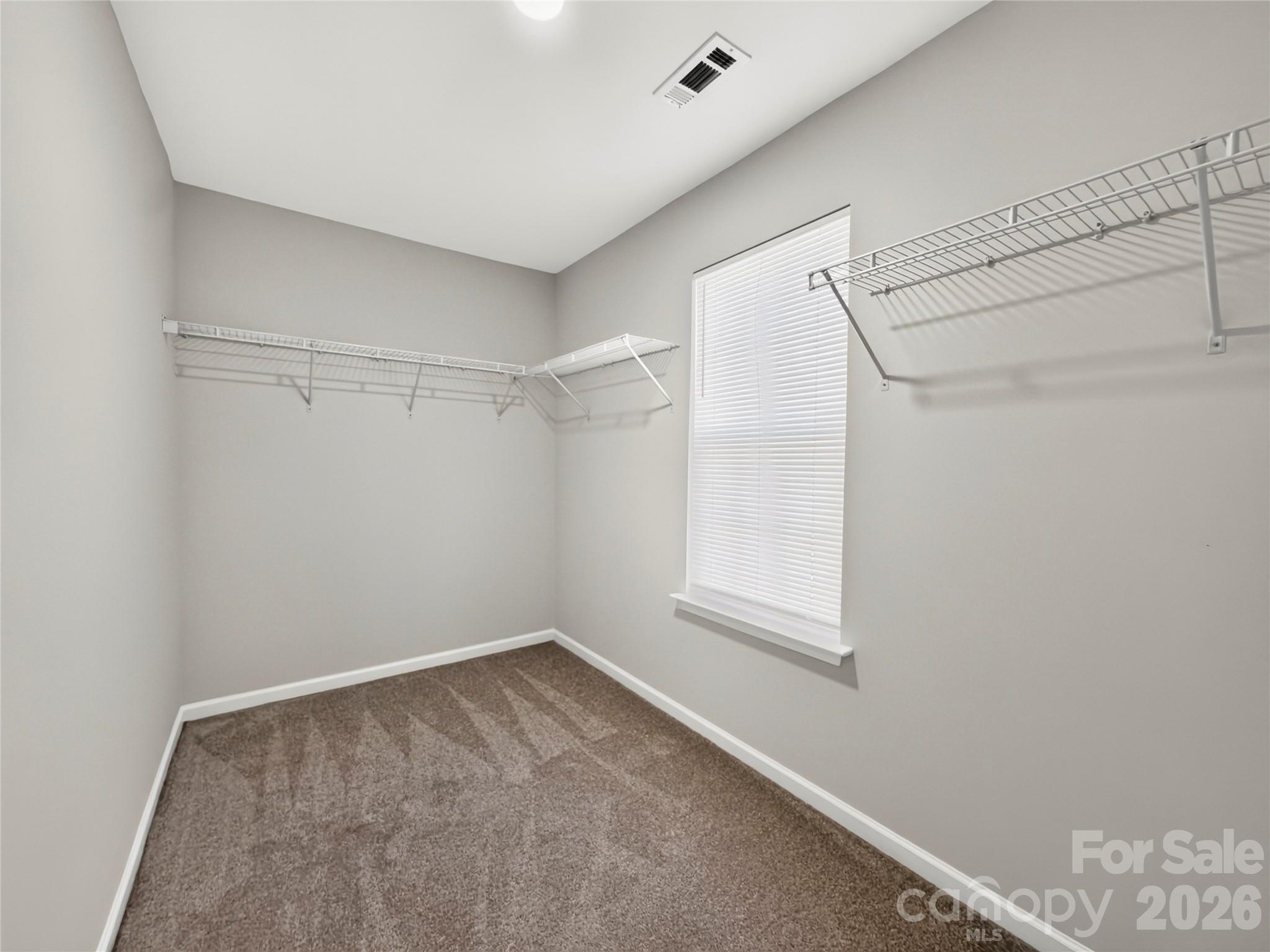 2216 Emmons Lane — Charlotte