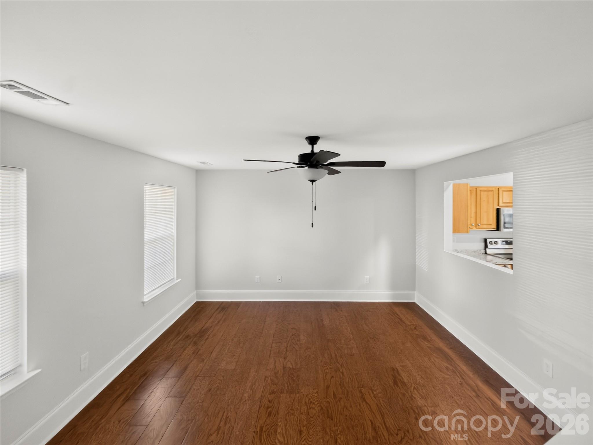 2216 Emmons Lane — Charlotte