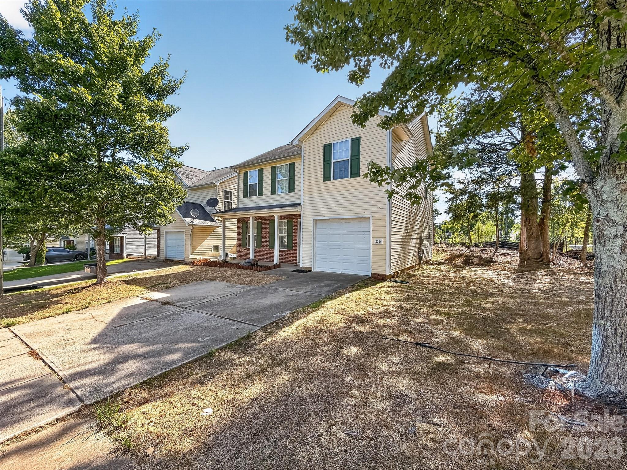 2216 Emmons Lane — Charlotte