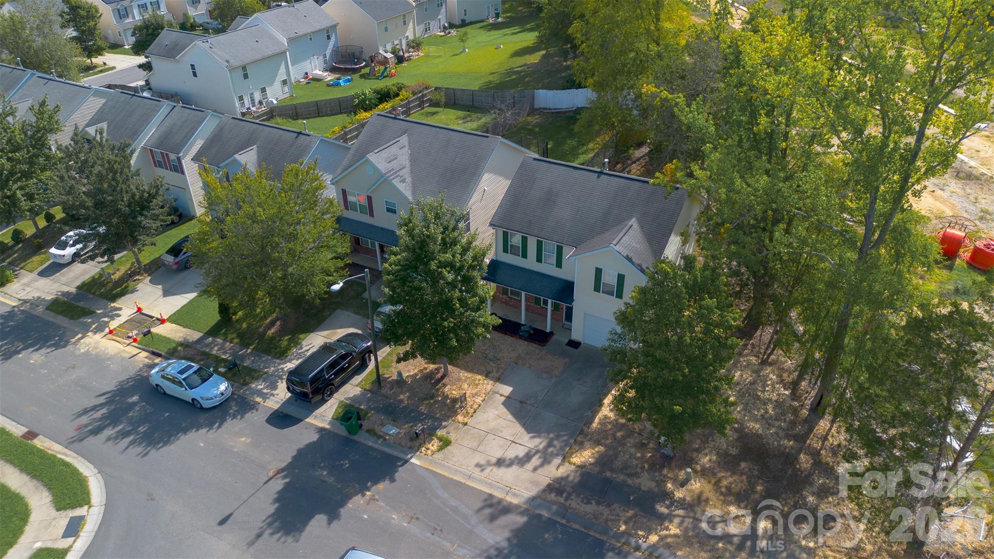 2216 Emmons Lane — Charlotte