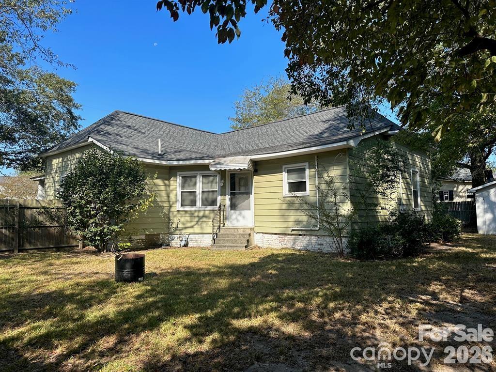 102 N Minor Street — Kershaw