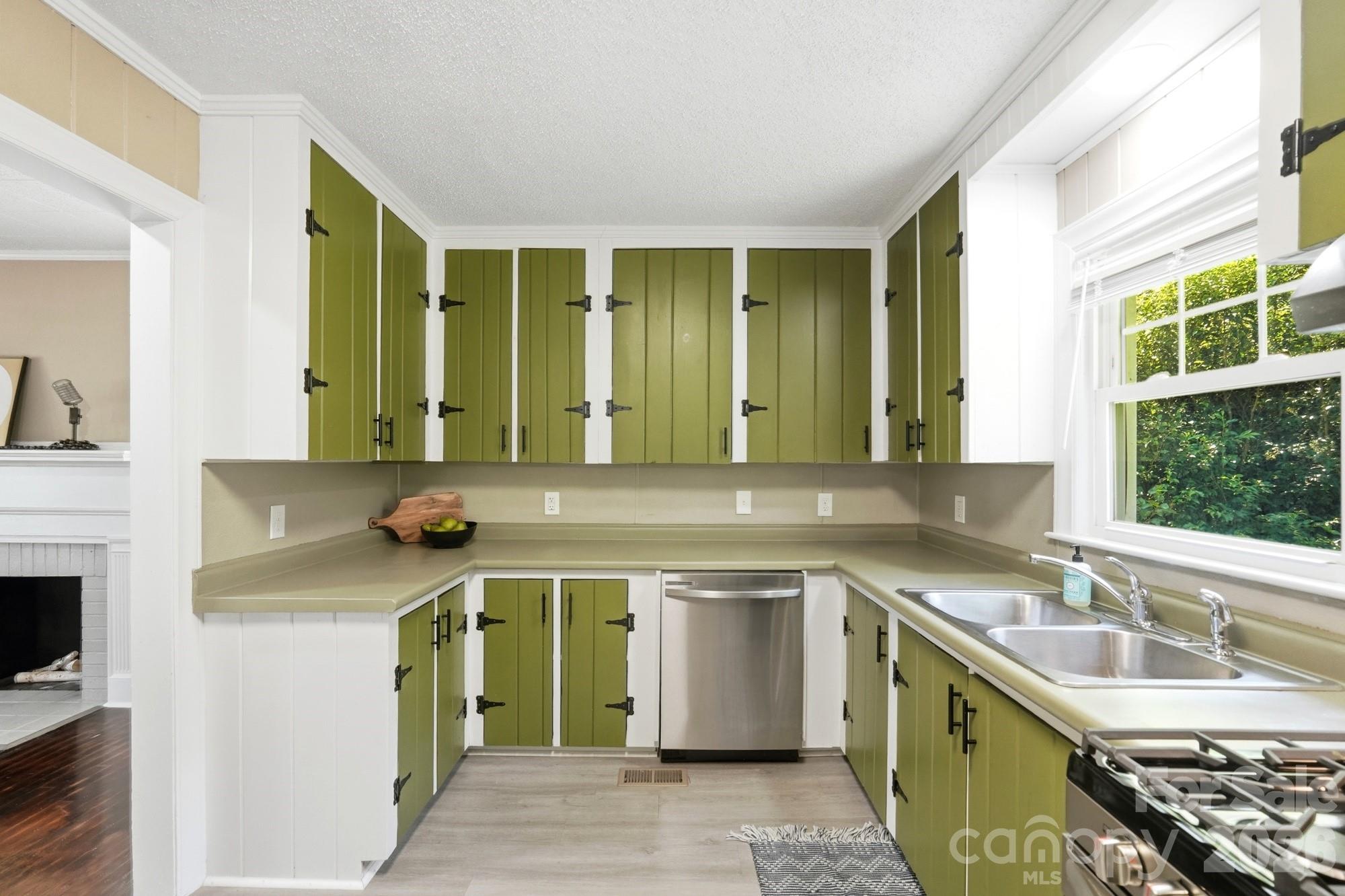 317 E 4th Avenue — Gastonia