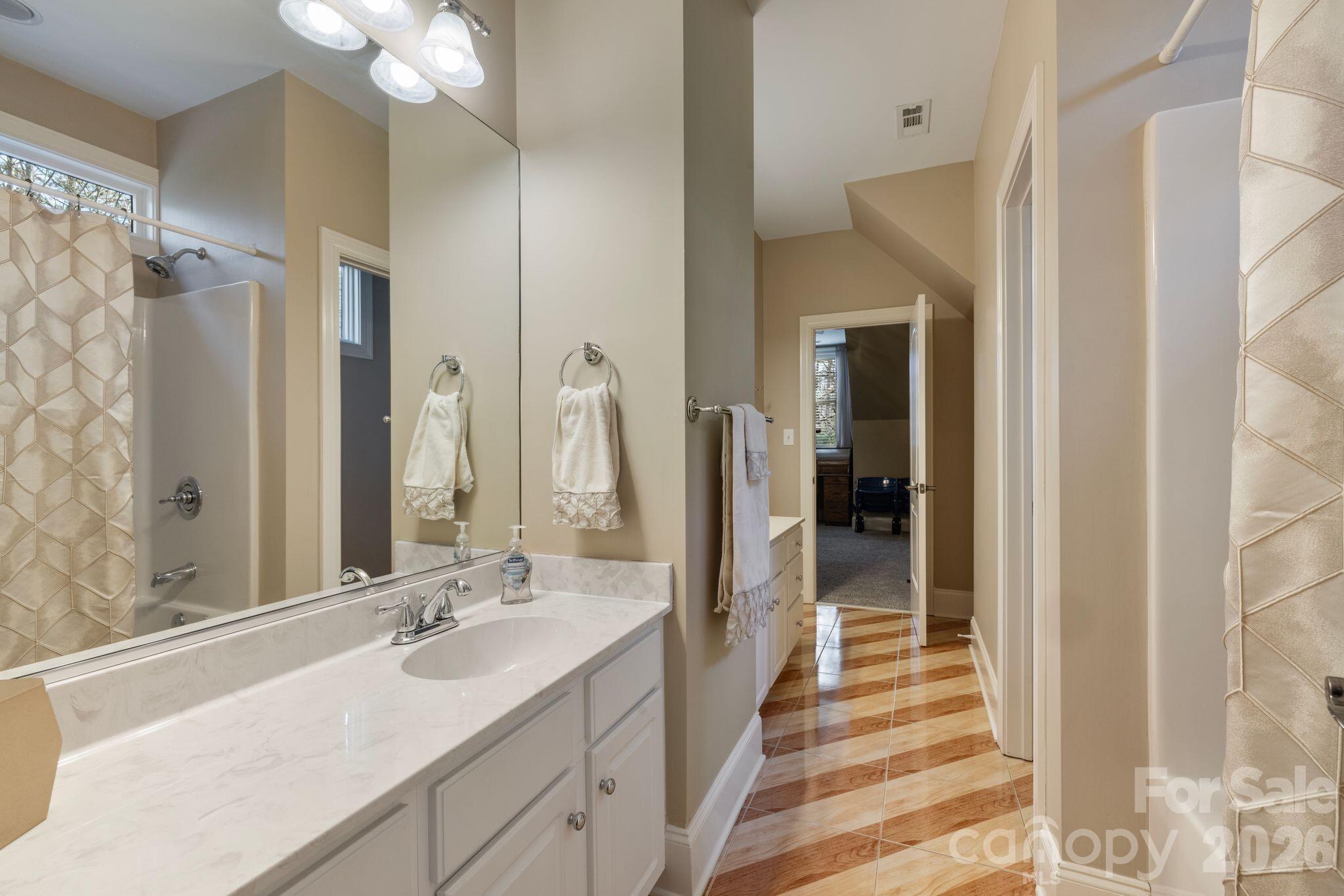 2379 Metcalf Drive — Sherrills Ford