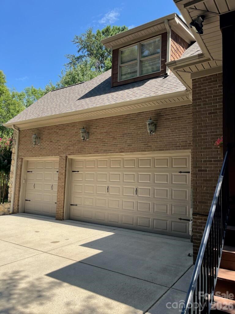 2379 Metcalf Drive — Sherrills Ford