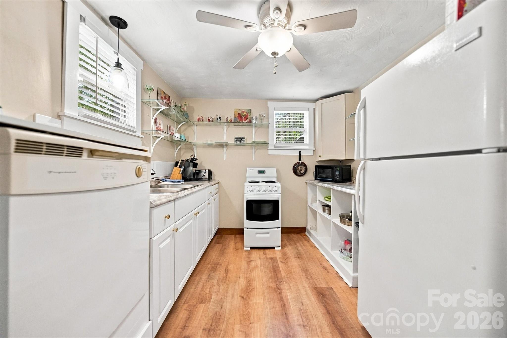 2588 Old Shelby Road — Hickory