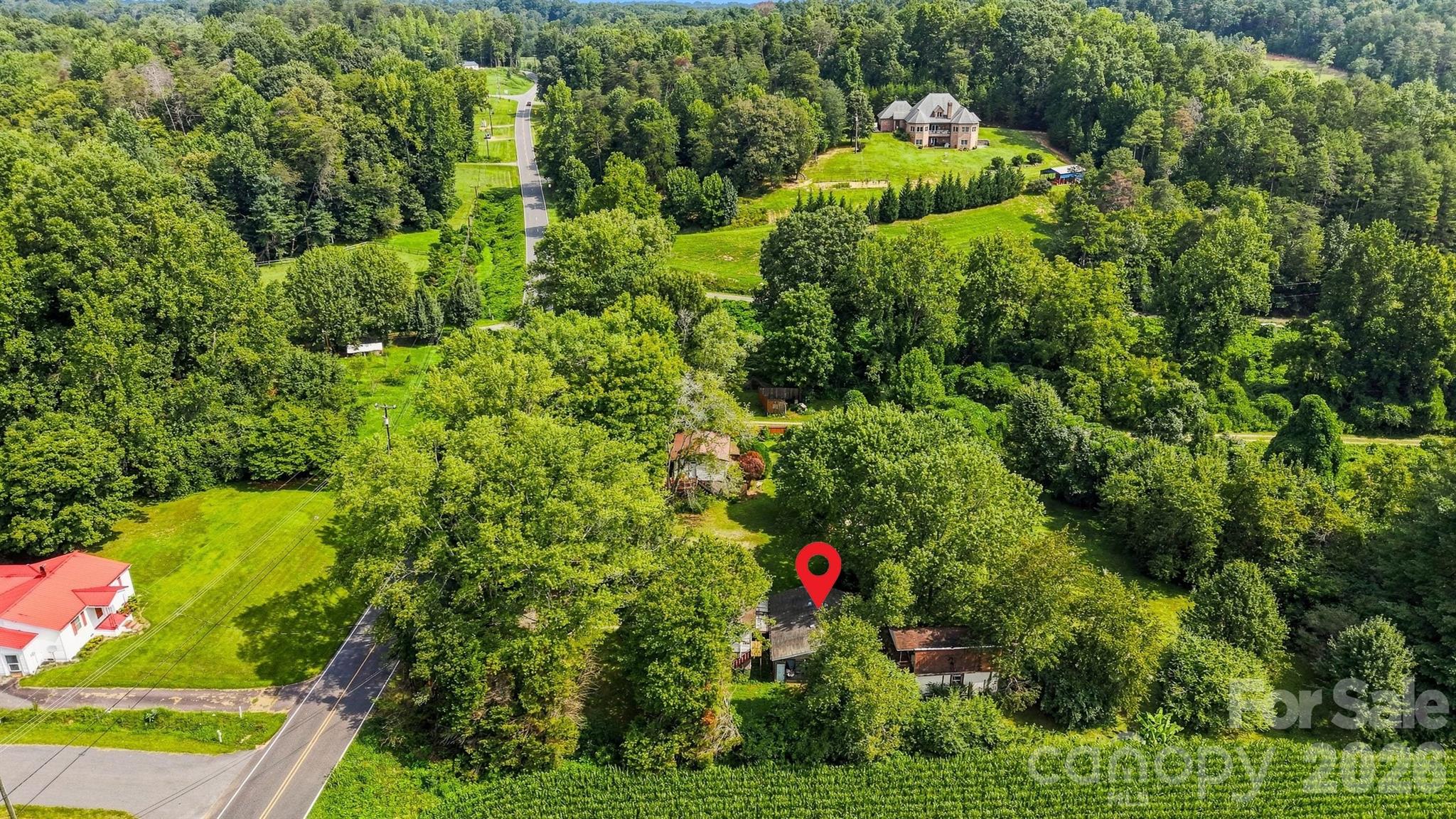 2588 Old Shelby Road — Hickory