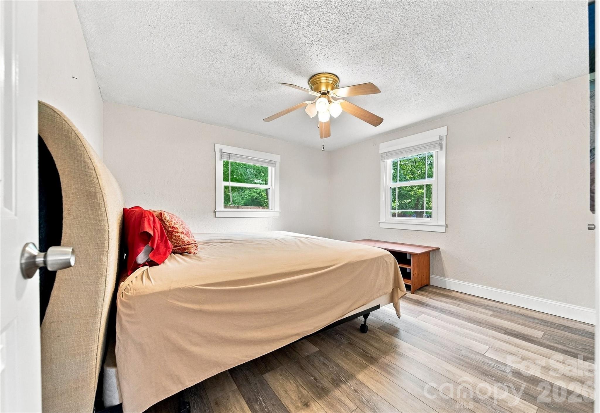 2588 Old Shelby Road — Hickory