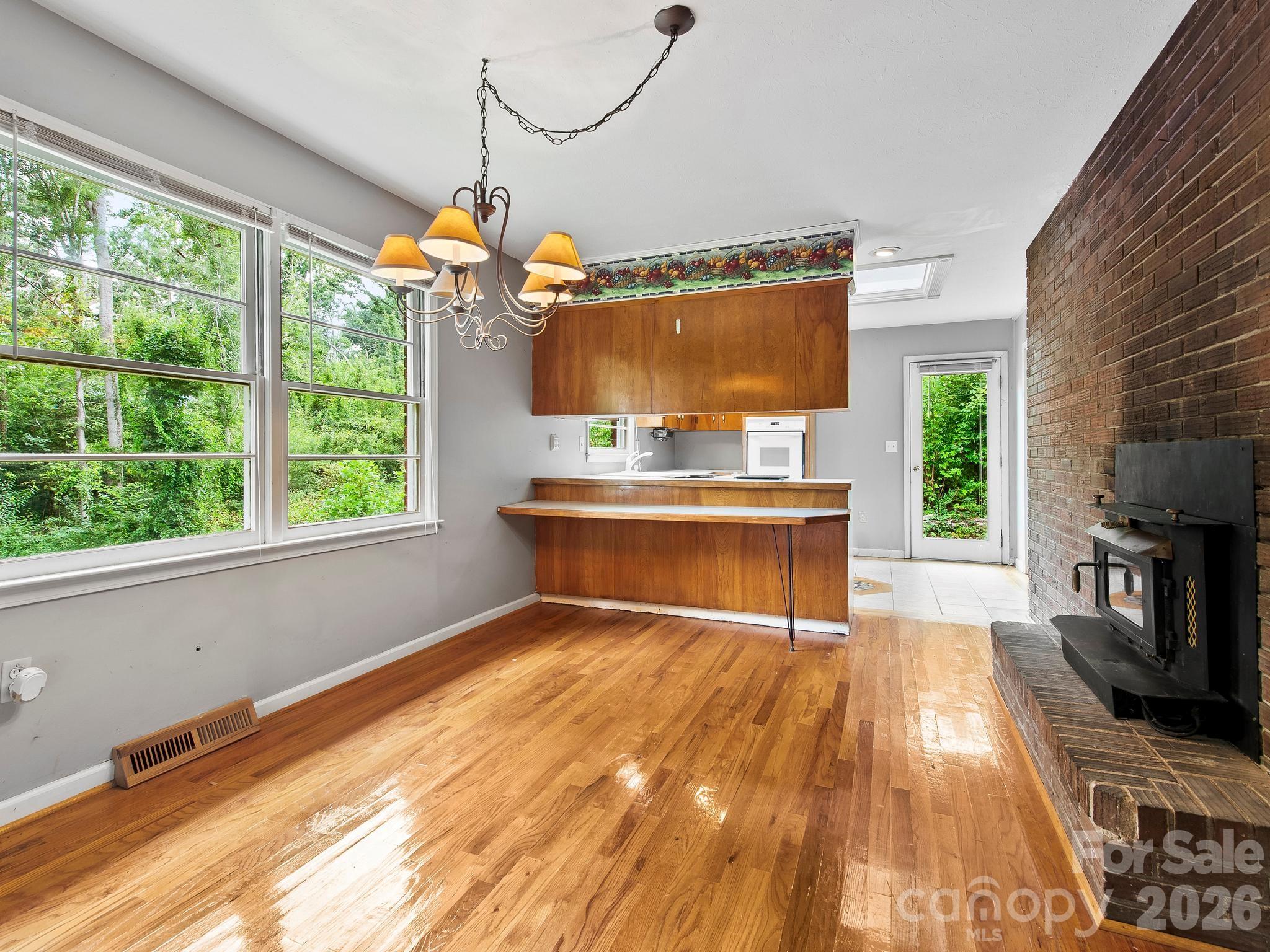 48 Faircrest Road — Asheville