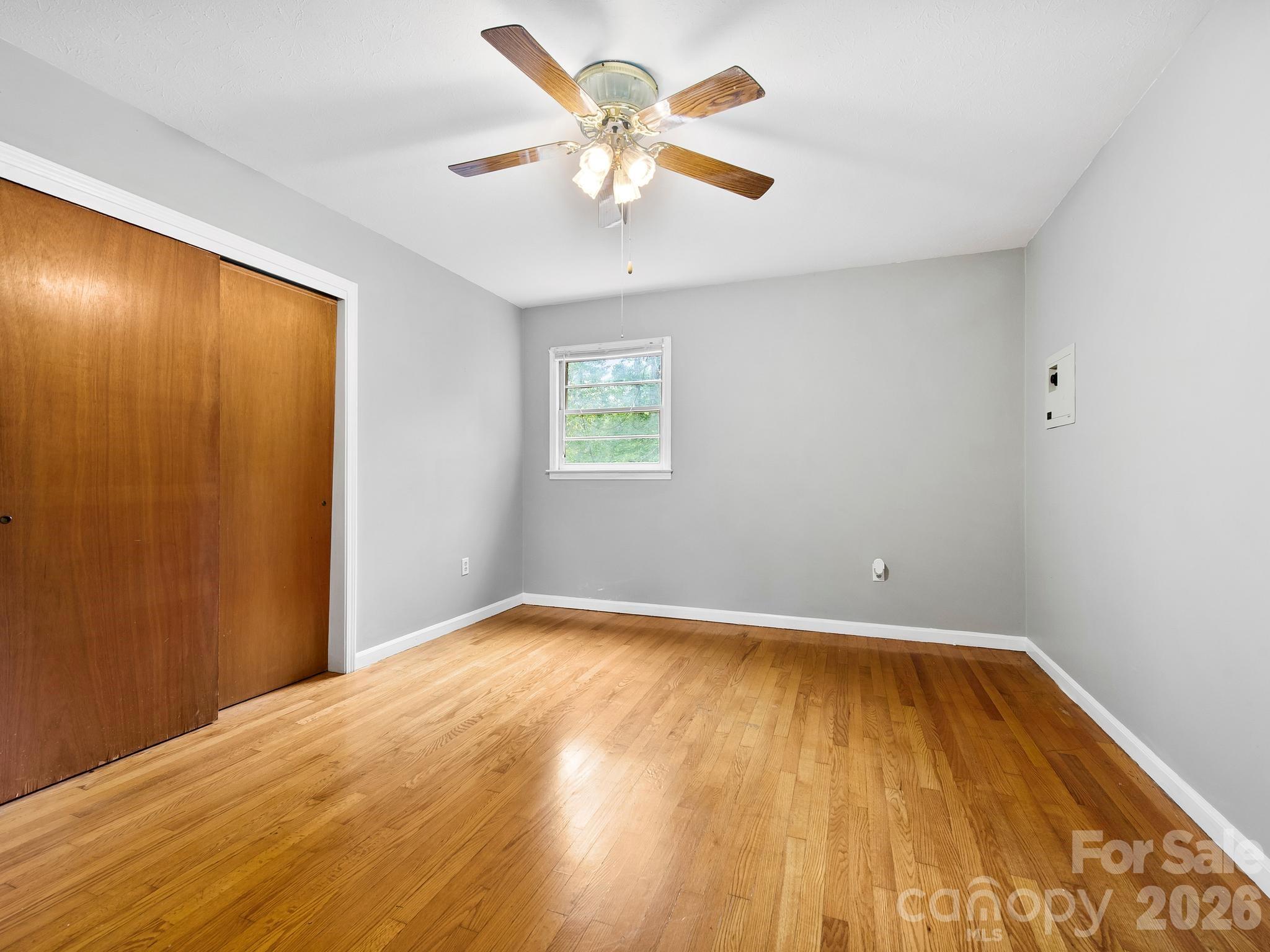 48 Faircrest Road — Asheville