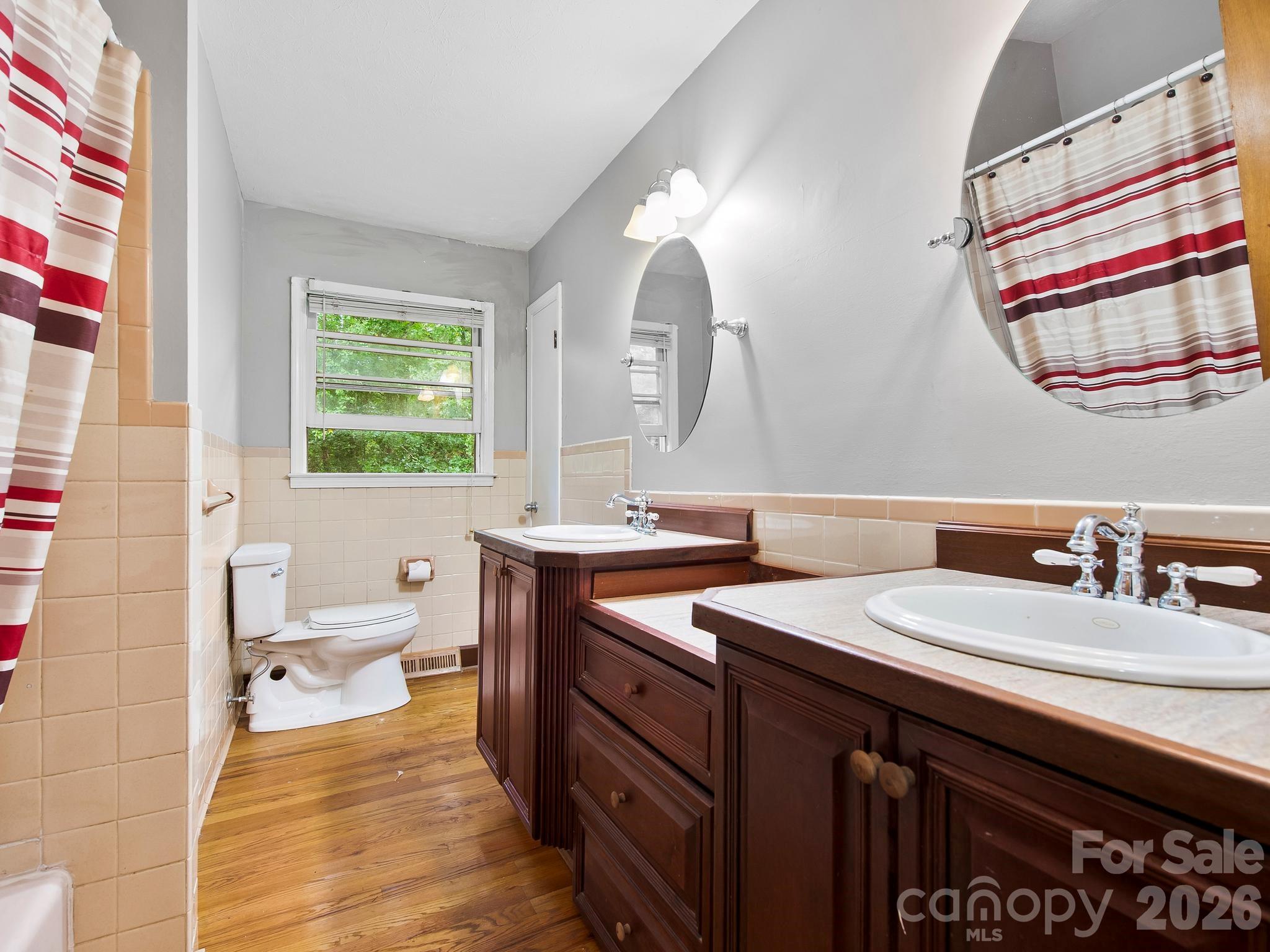 48 Faircrest Road — Asheville