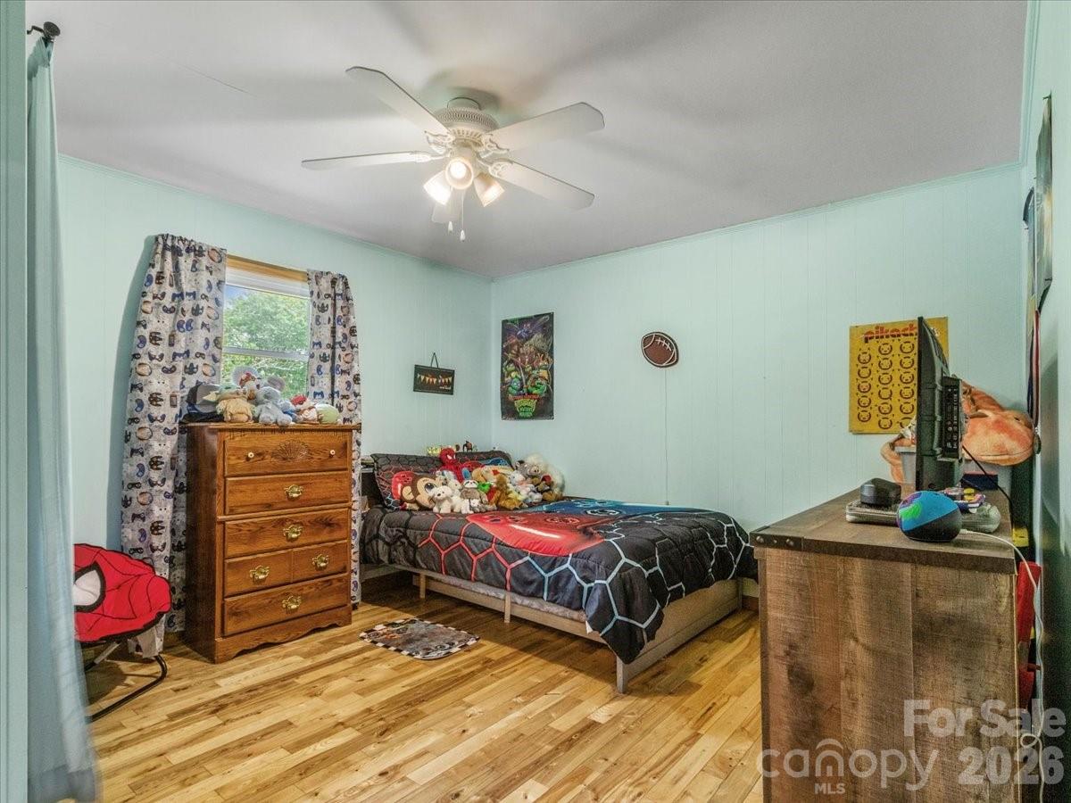 427 Big Brush Creek Road — Green Mountain