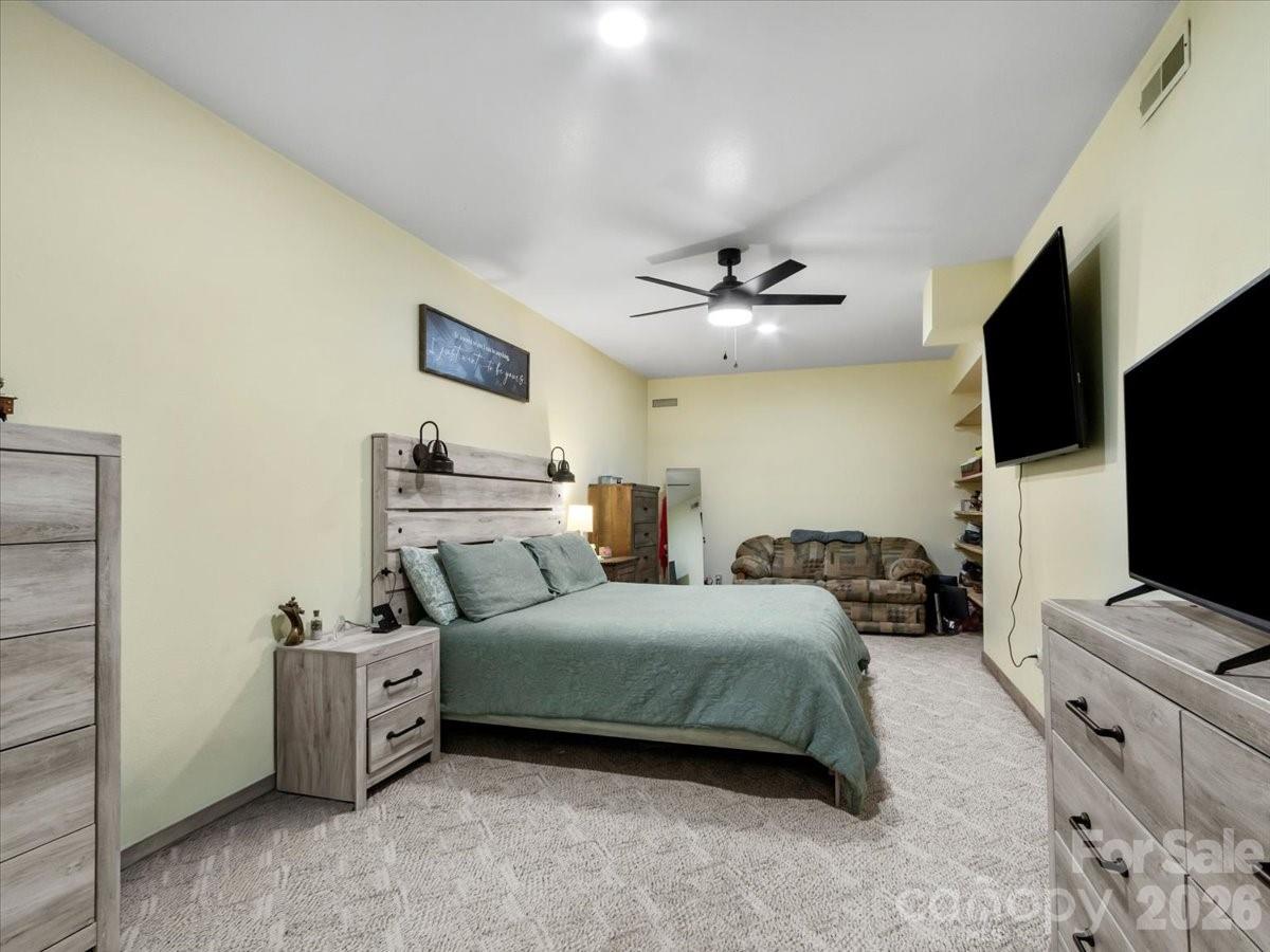 427 Big Brush Creek Road — Green Mountain
