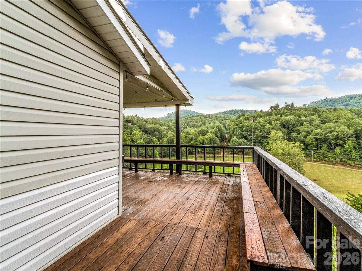 427 Big Brush Creek Road — Green Mountain