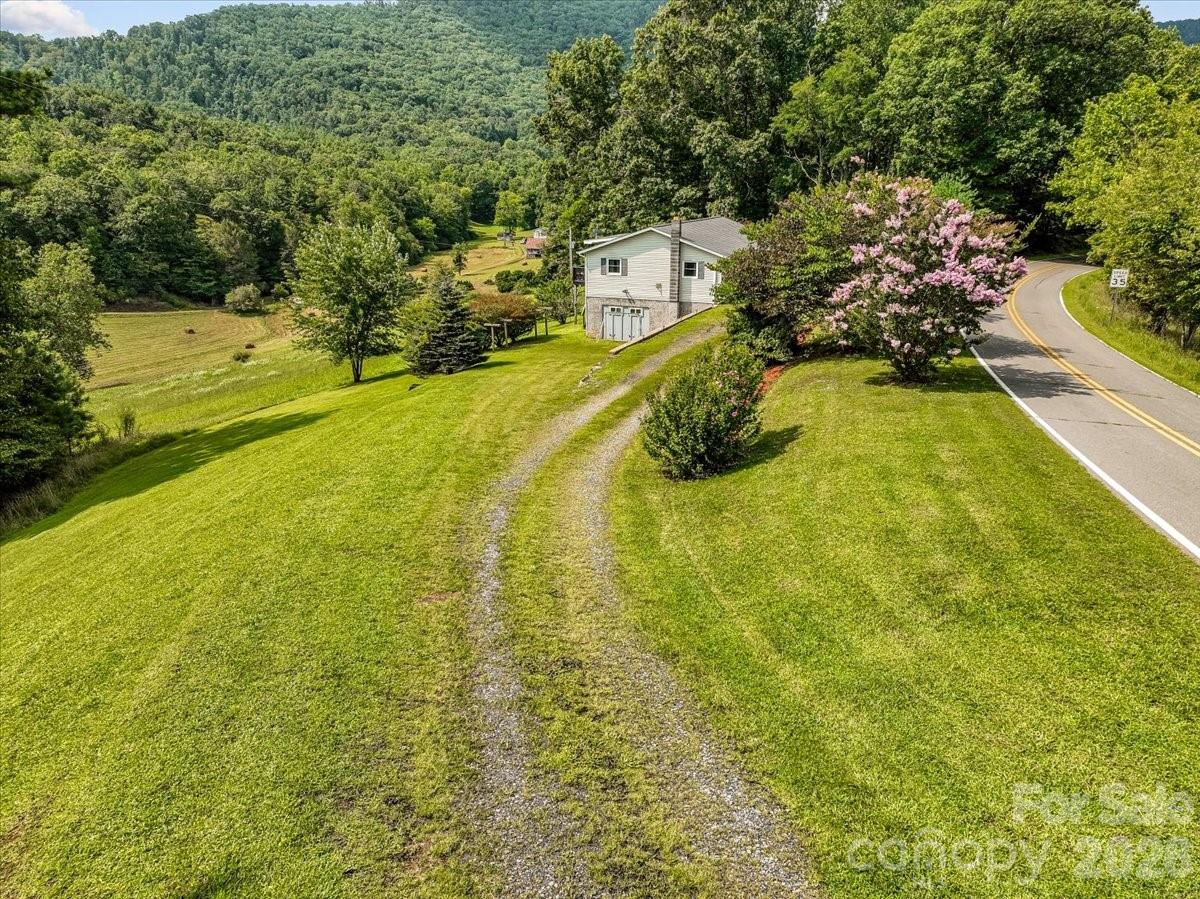 427 Big Brush Creek Road — Green Mountain