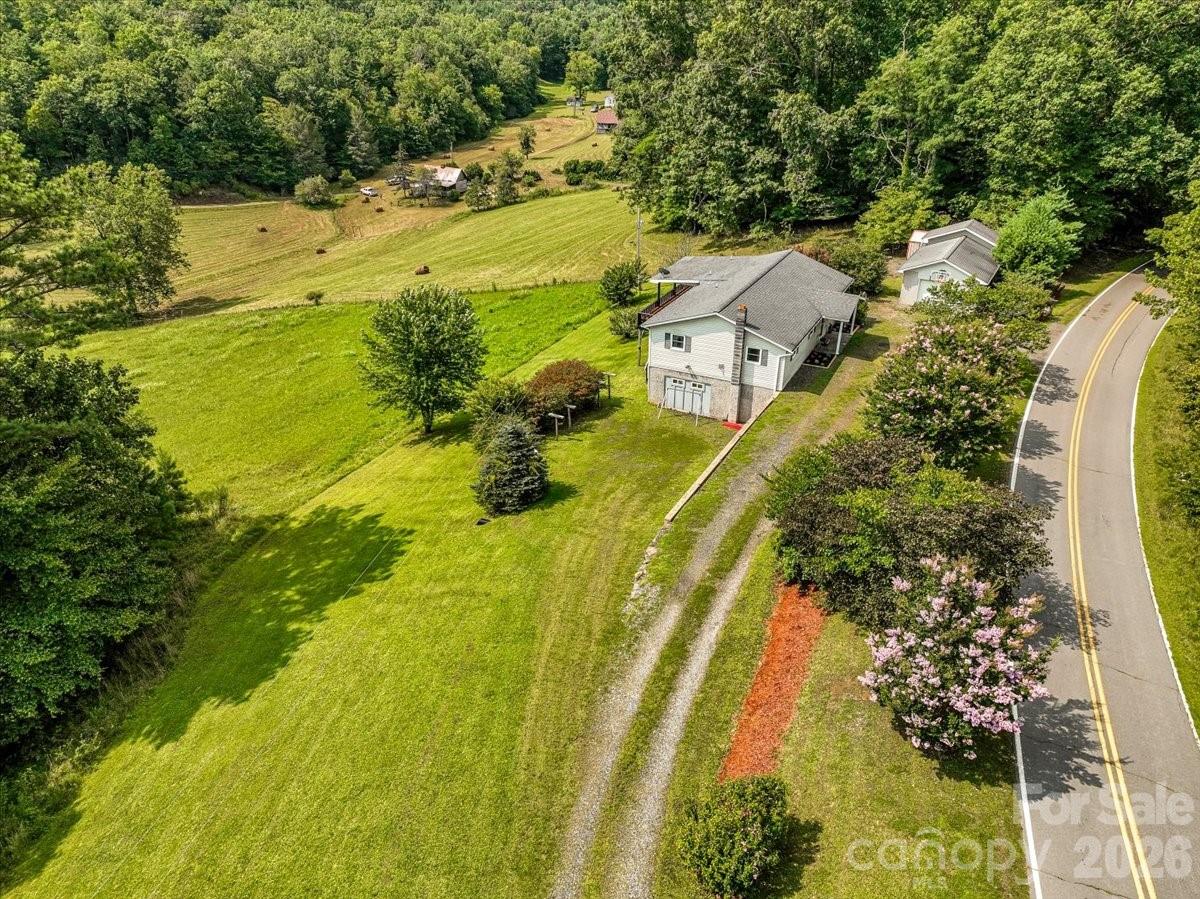 427 Big Brush Creek Road — Green Mountain