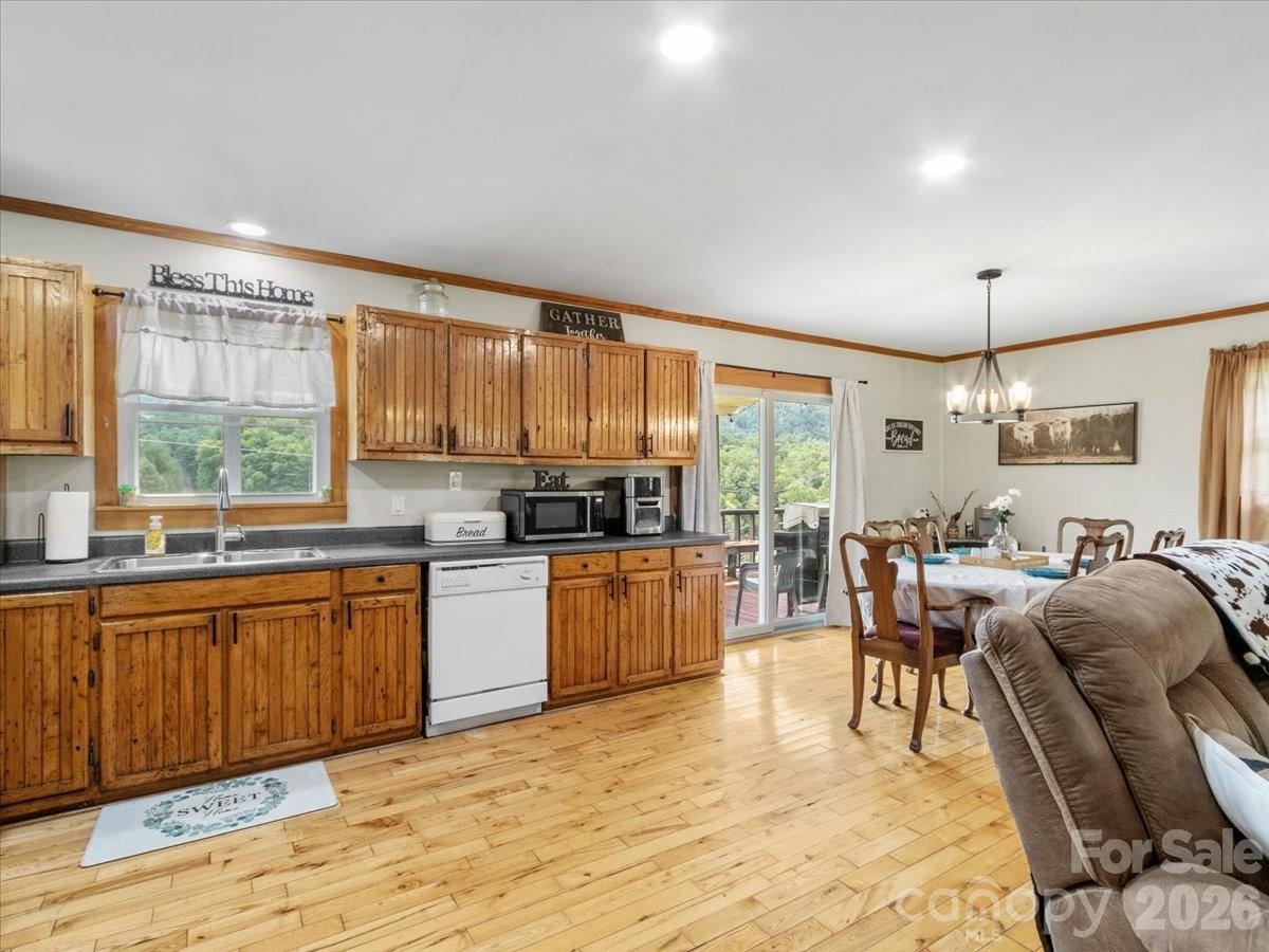 427 Big Brush Creek Road — Green Mountain