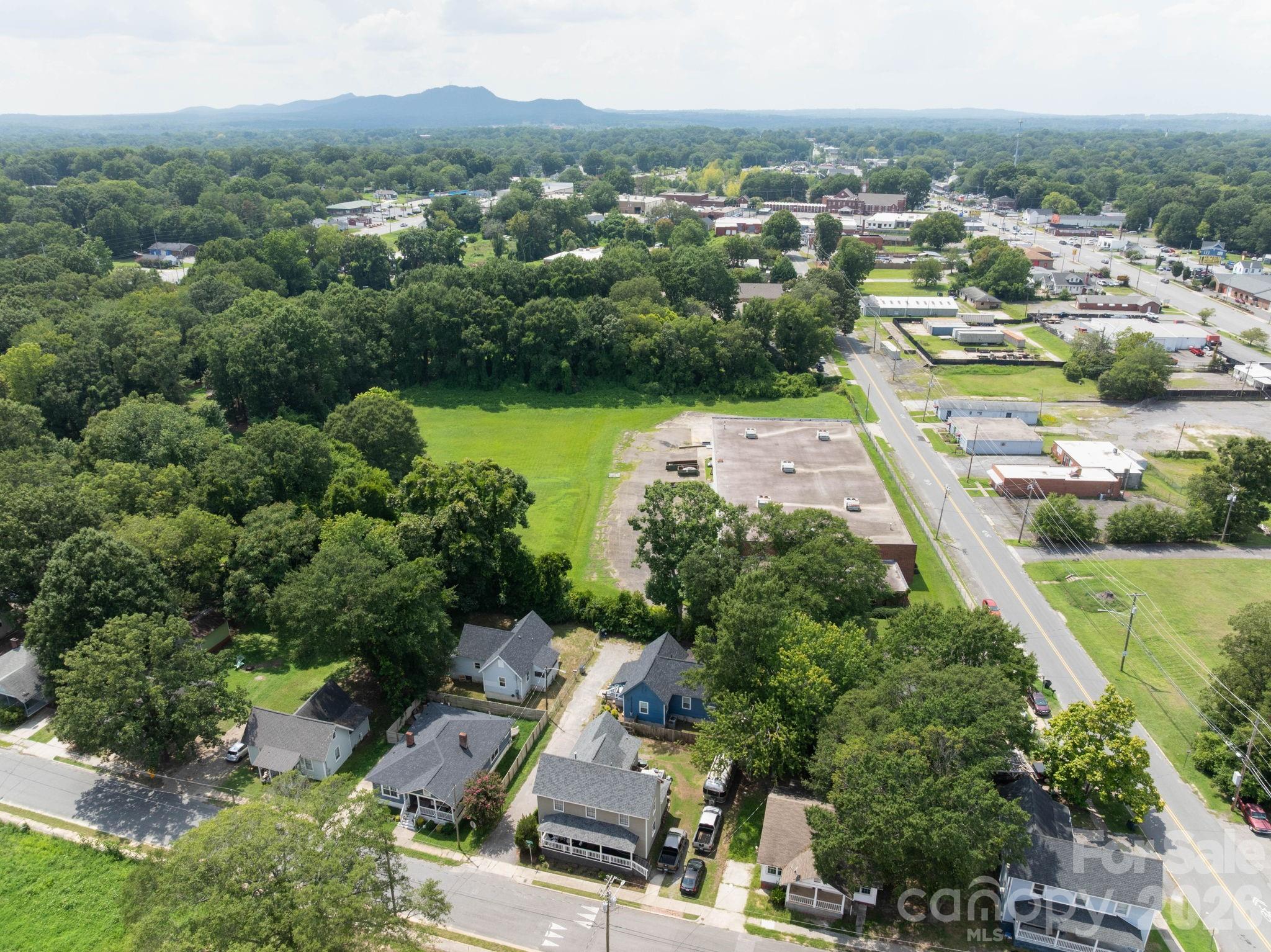 1208 Phillips Court — Gastonia