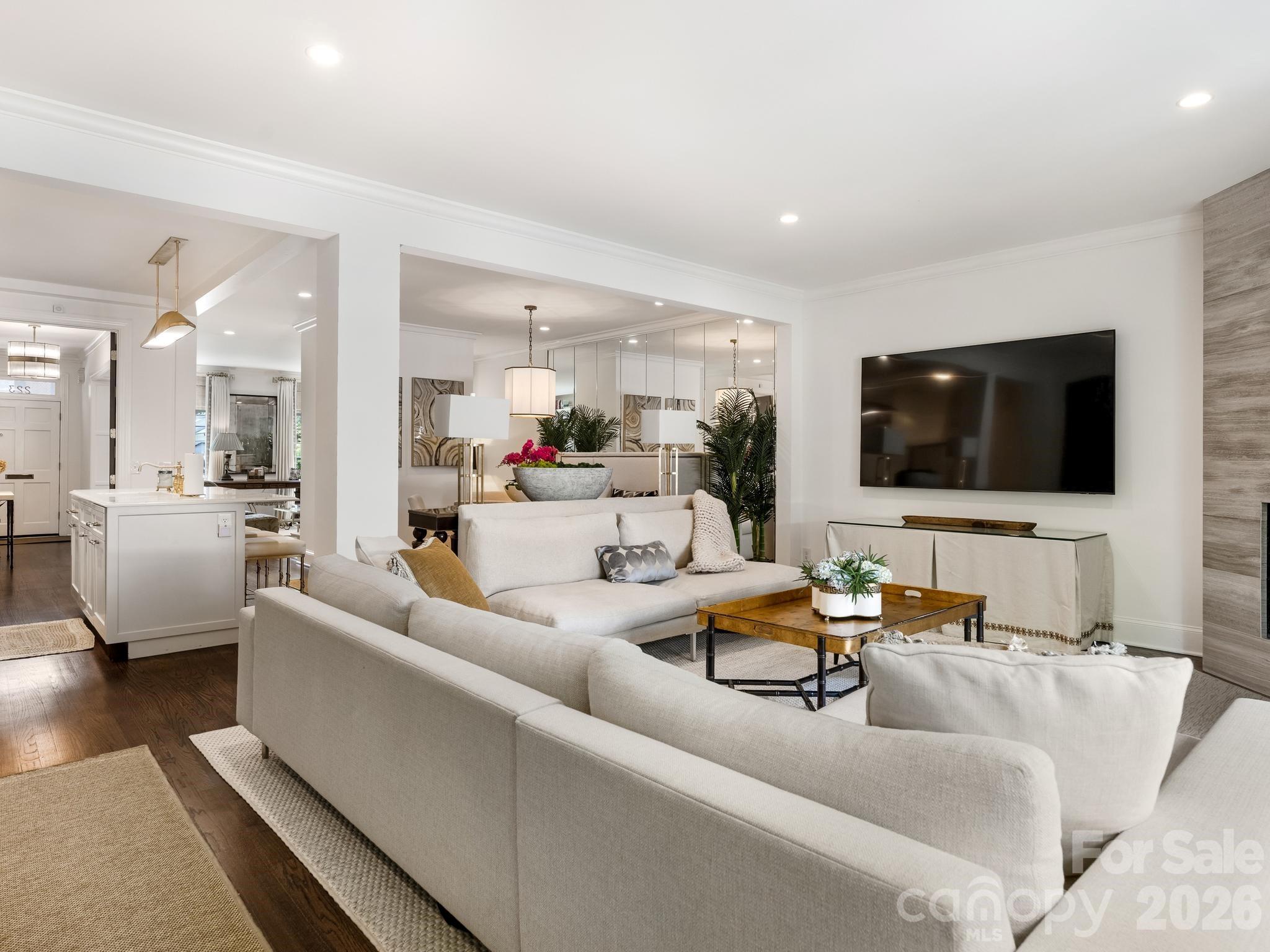 223 Perrin Place — Charlotte