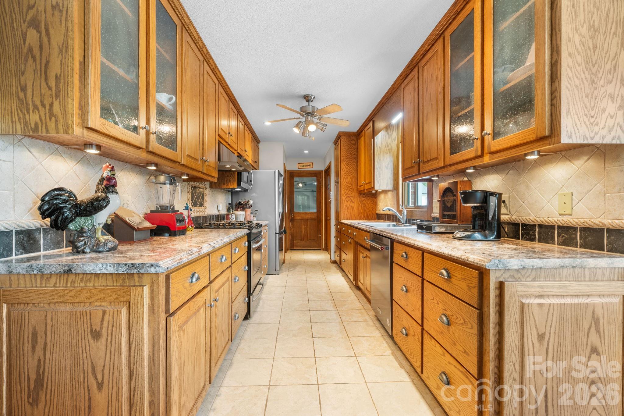 1316 Oak Canopy Road — Lincolnton