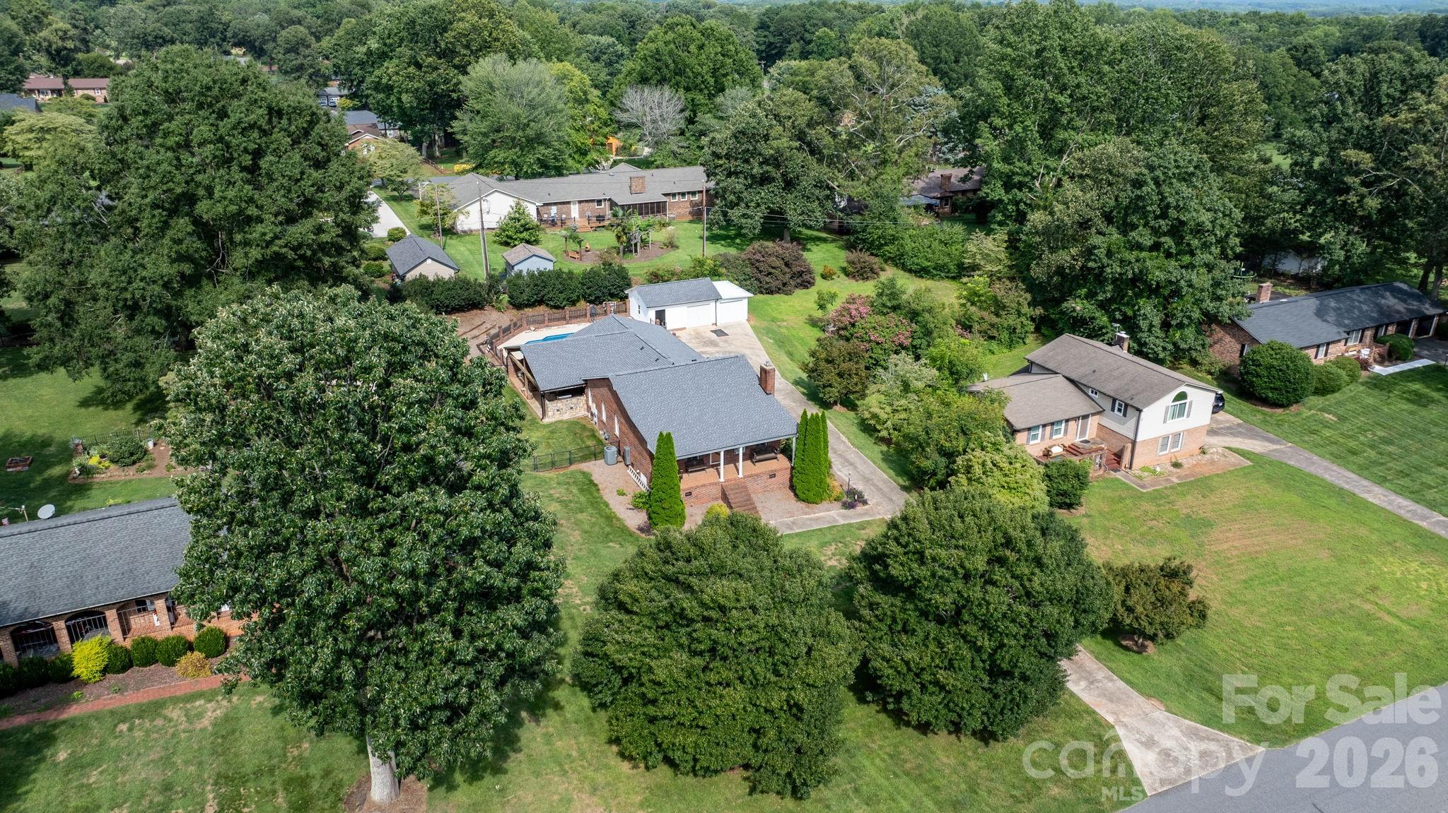 1316 Oak Canopy Road — Lincolnton