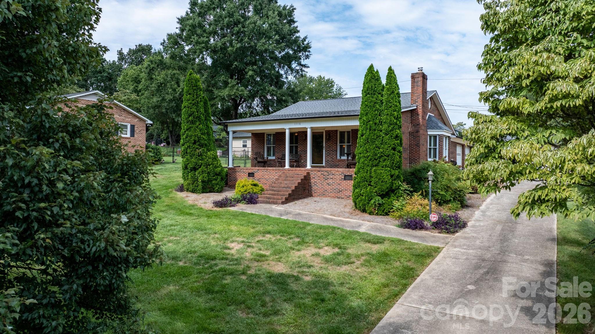 1316 Oak Canopy Road — Lincolnton