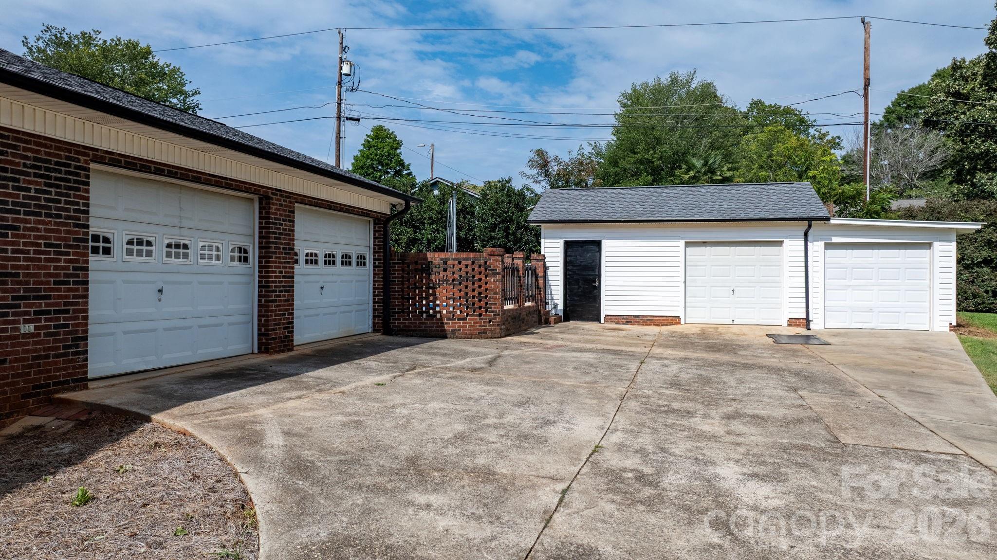 1316 Oak Canopy Road — Lincolnton