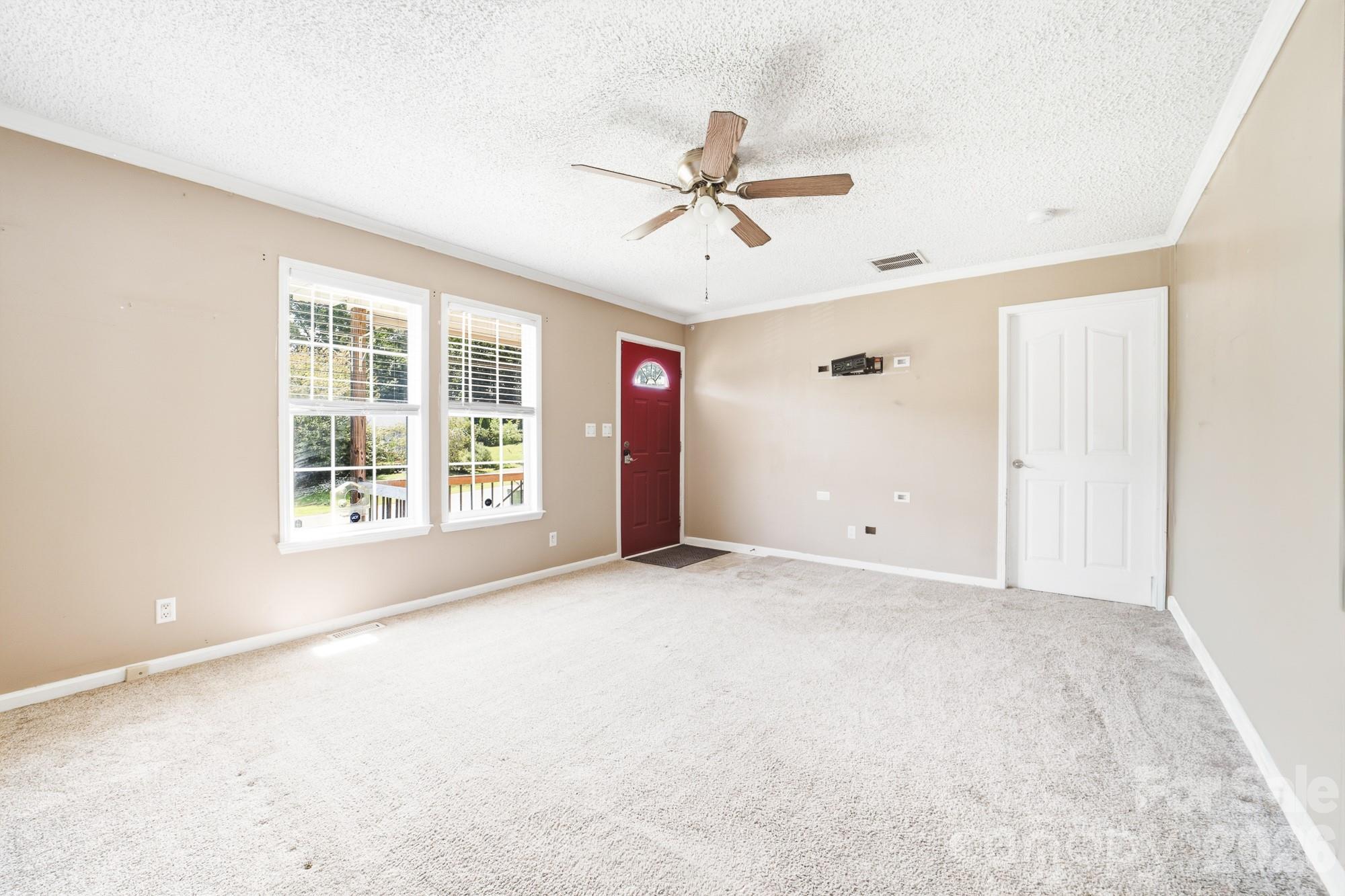 3009 Drake Drive — Stanley