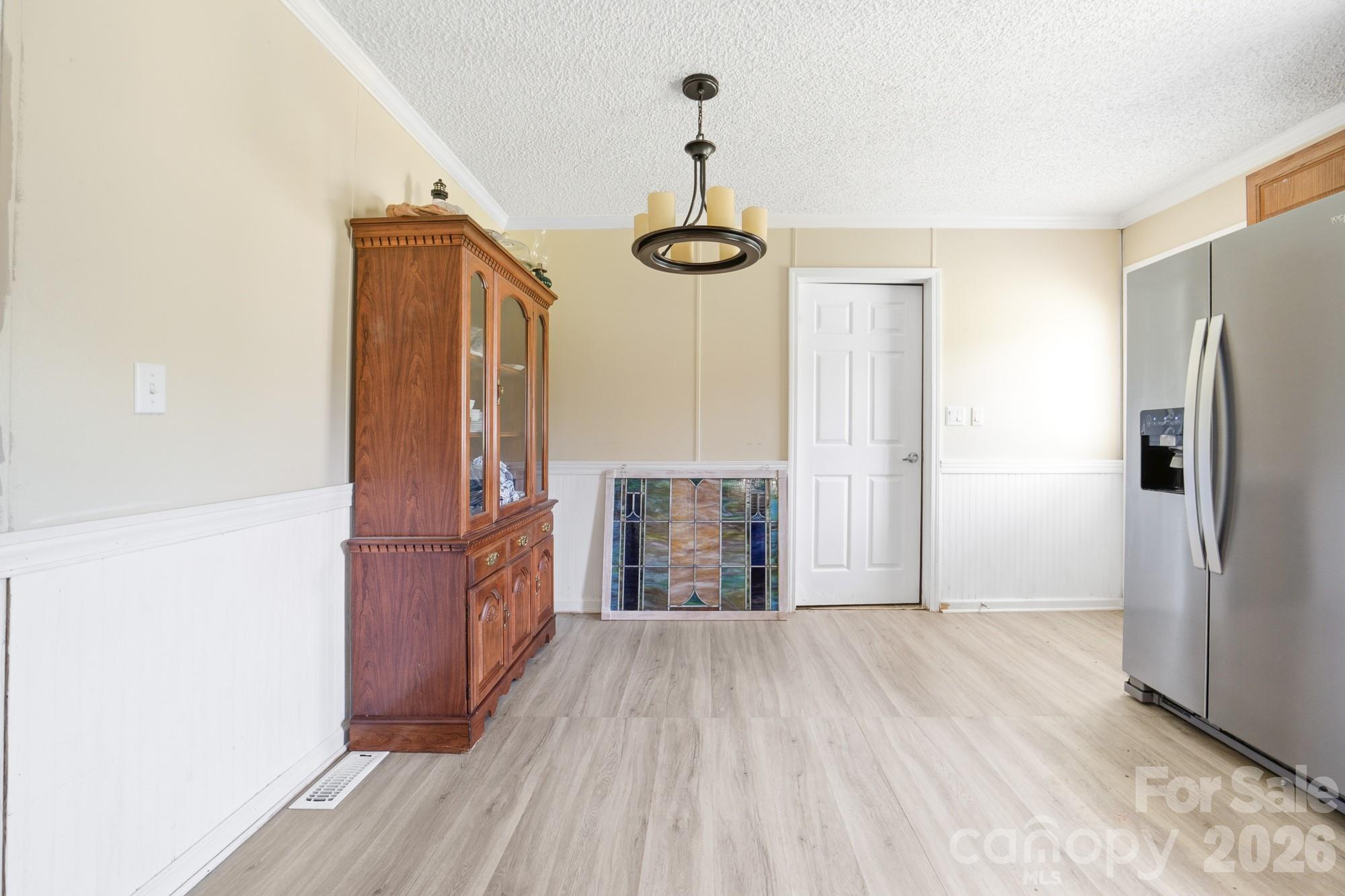 3009 Drake Drive — Stanley