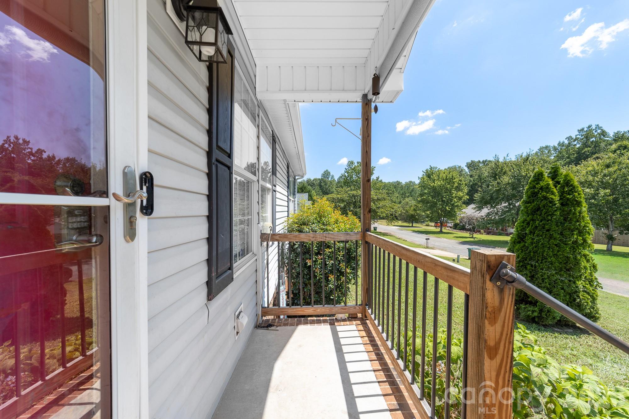3009 Drake Drive — Stanley