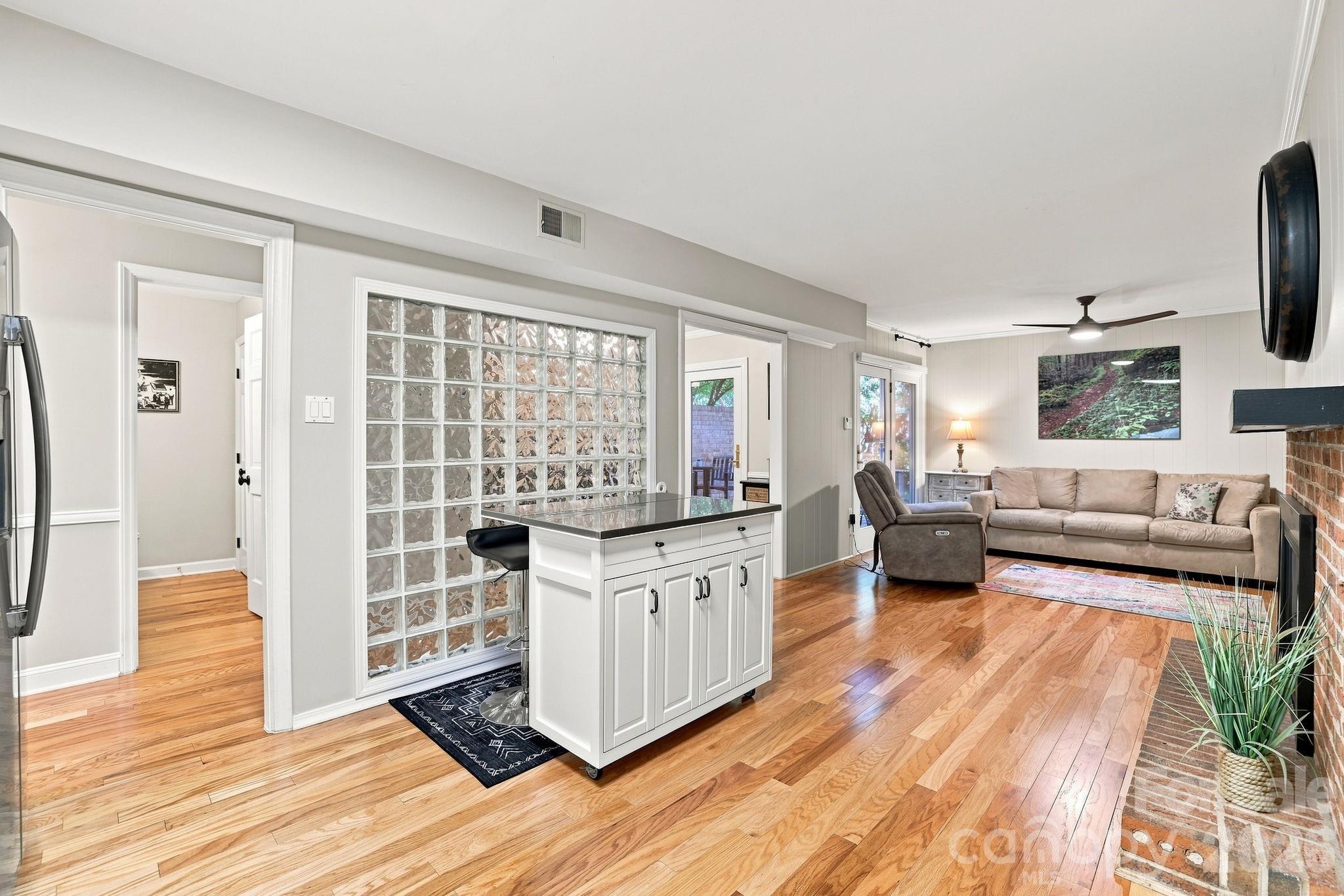 6606 Bunker Hill Circle — Charlotte