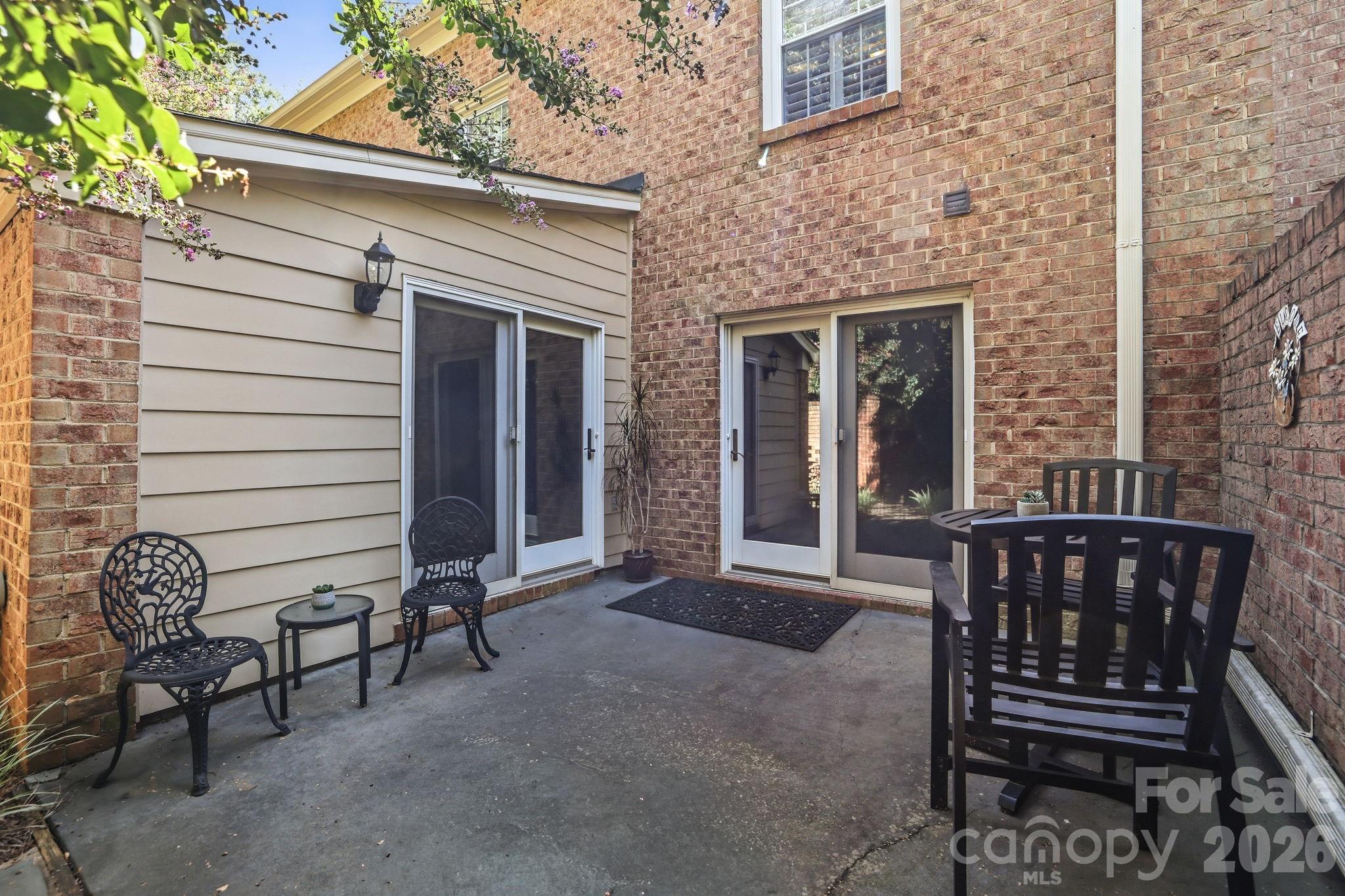 6606 Bunker Hill Circle — Charlotte